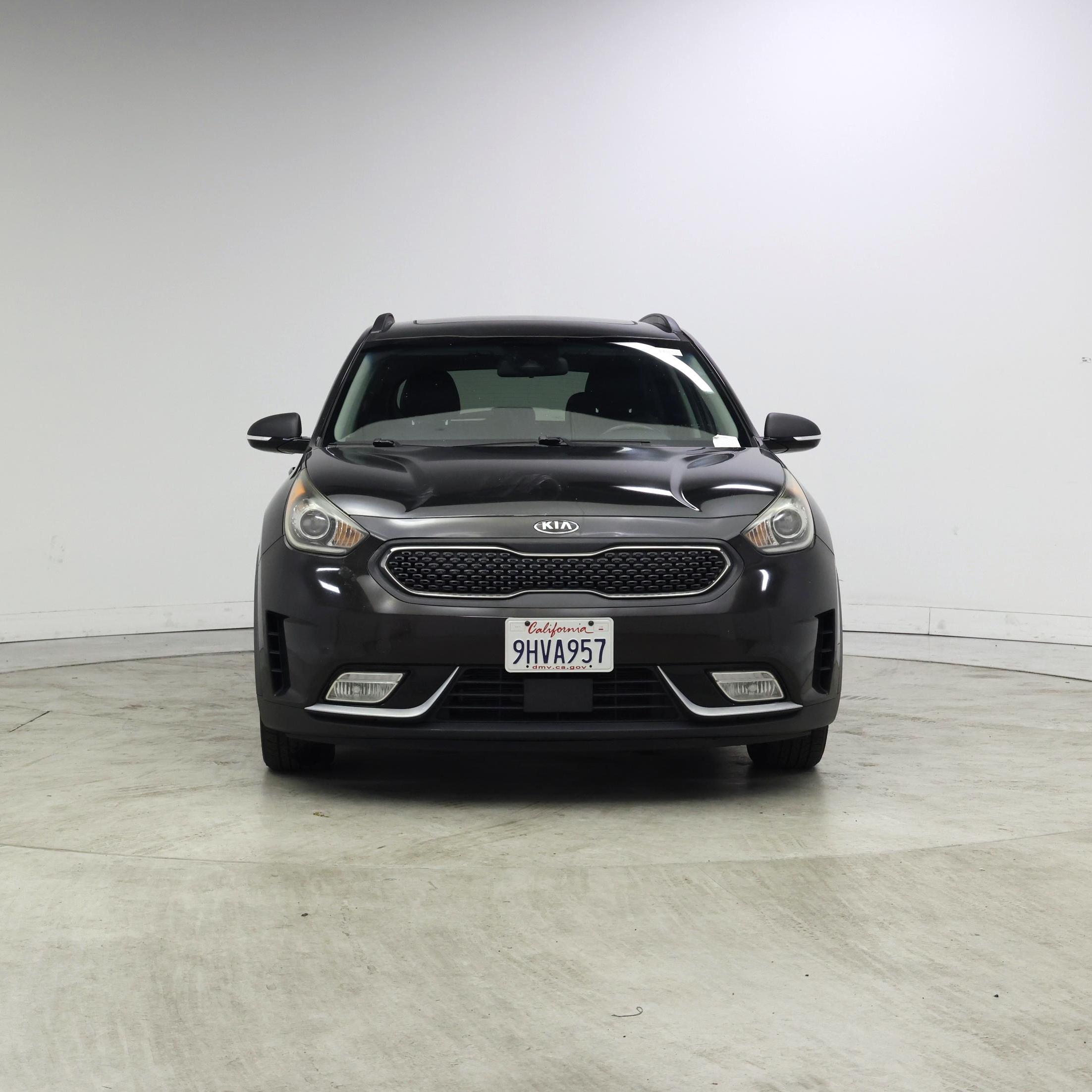 Thumbnail: 2017 Kia Niro - 5