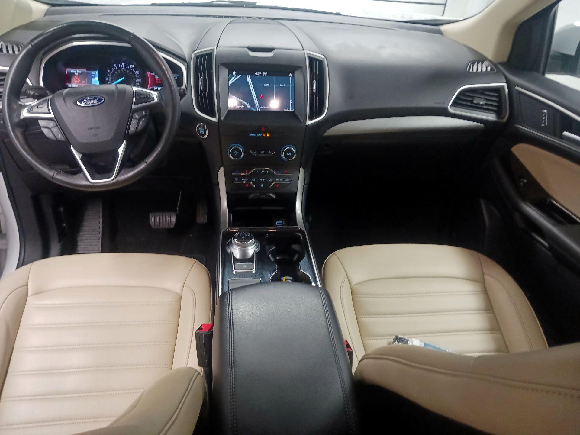 Thumbnail: 2019 Ford Edge - 9