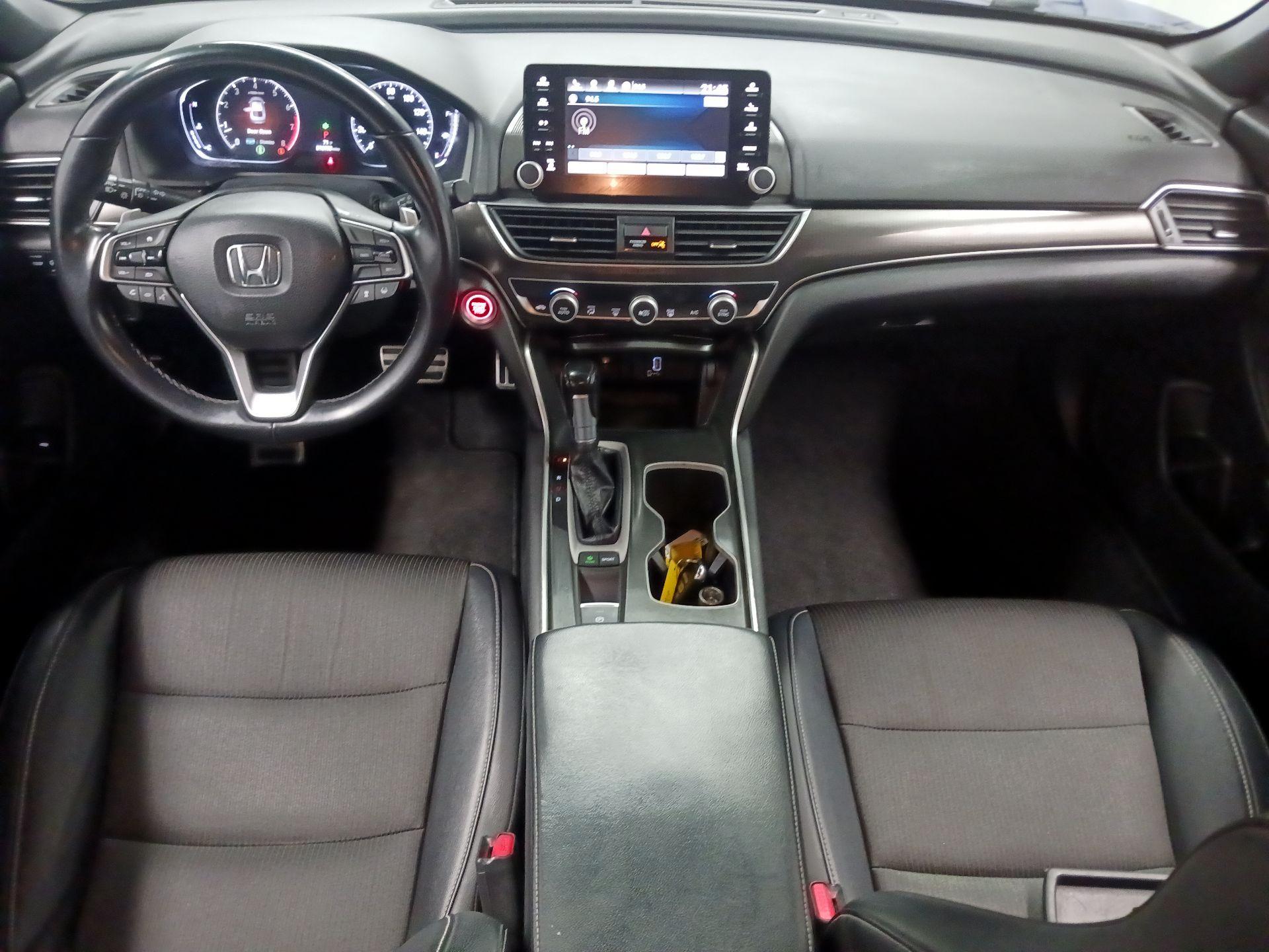 Thumbnail: 2018 Honda Accord - 9