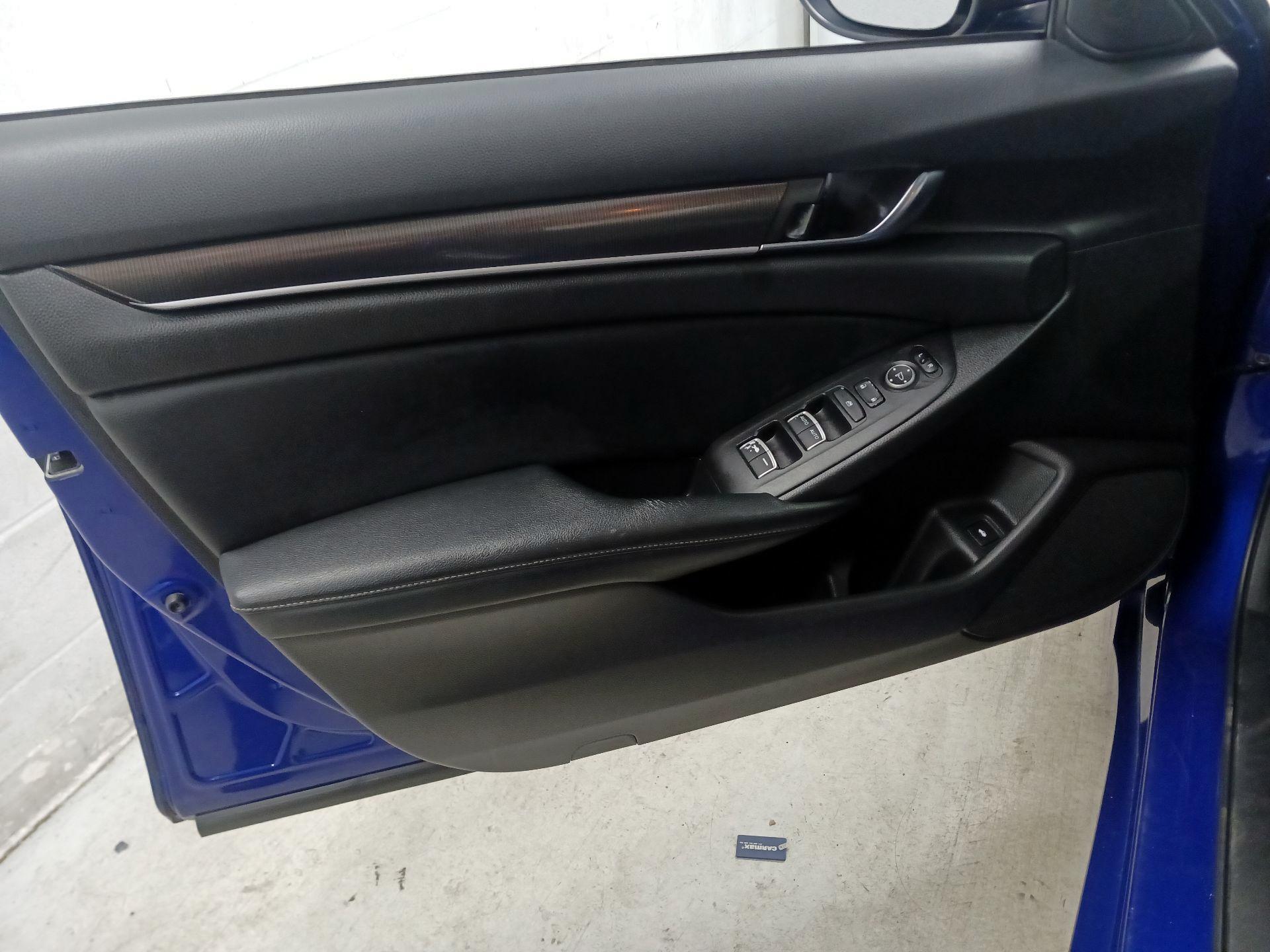 Thumbnail: 2018 Honda Accord - 12