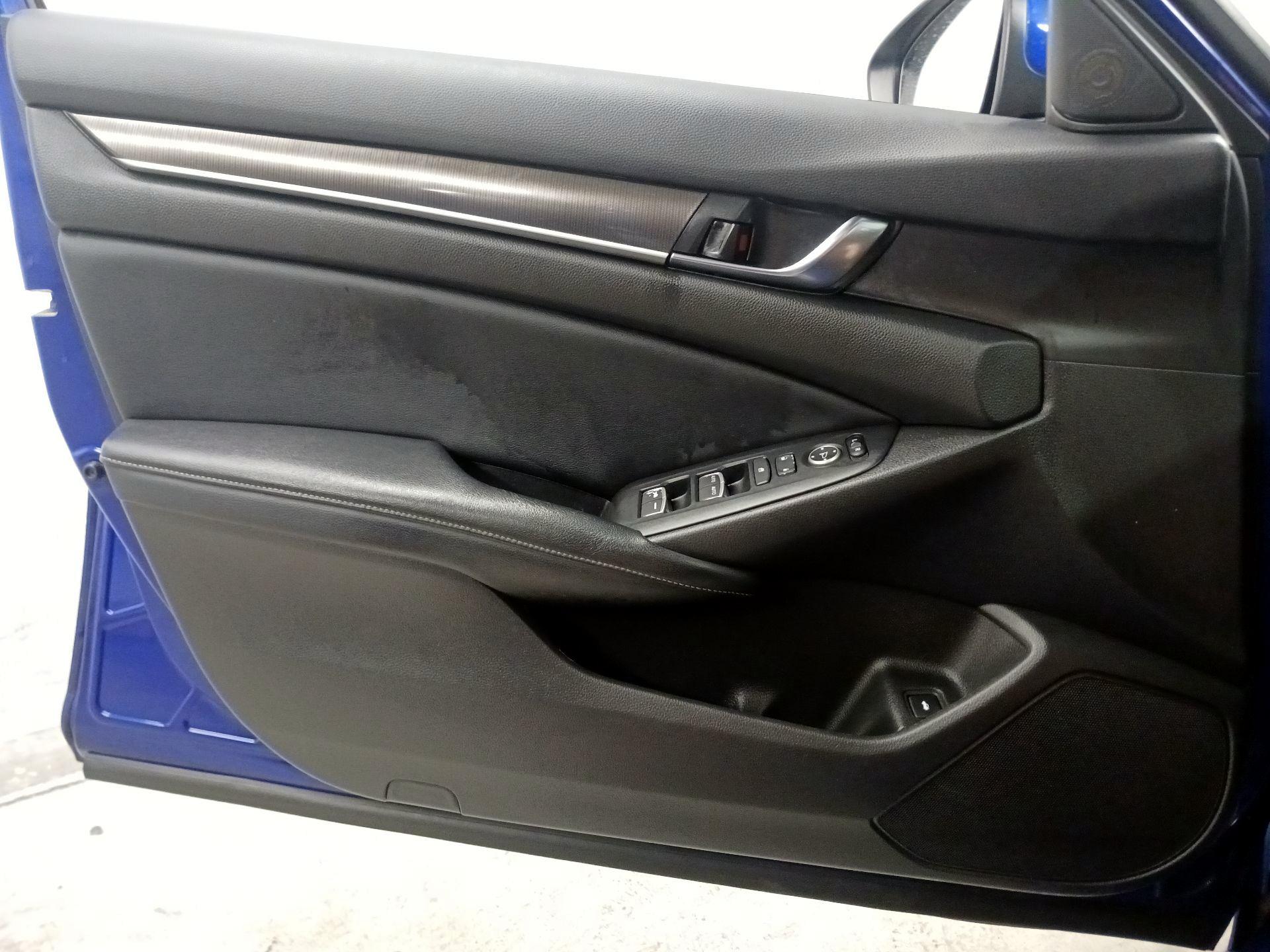 Thumbnail: 2018 Honda Accord - 13