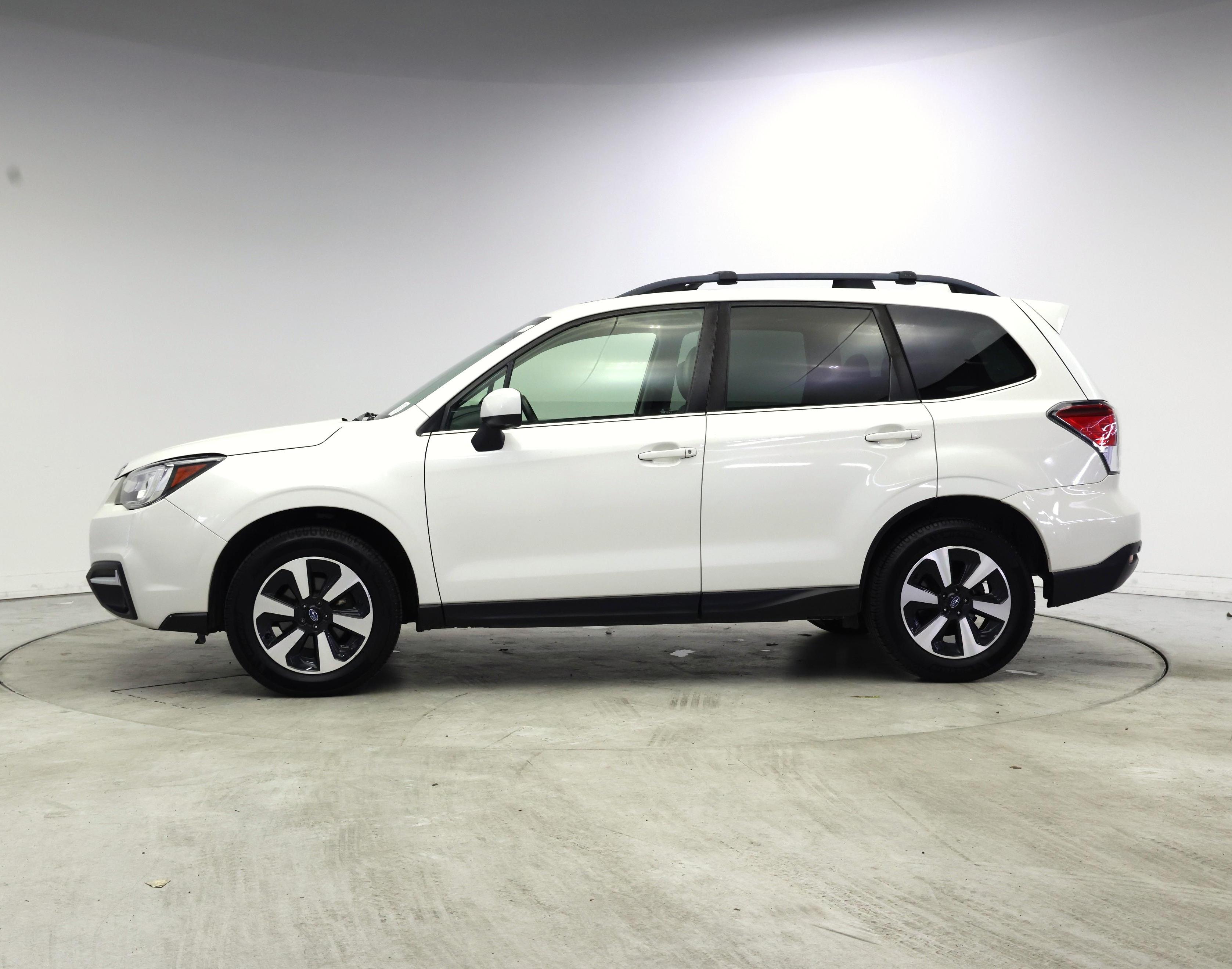 Thumbnail: 2018 Subaru Forester - 3
