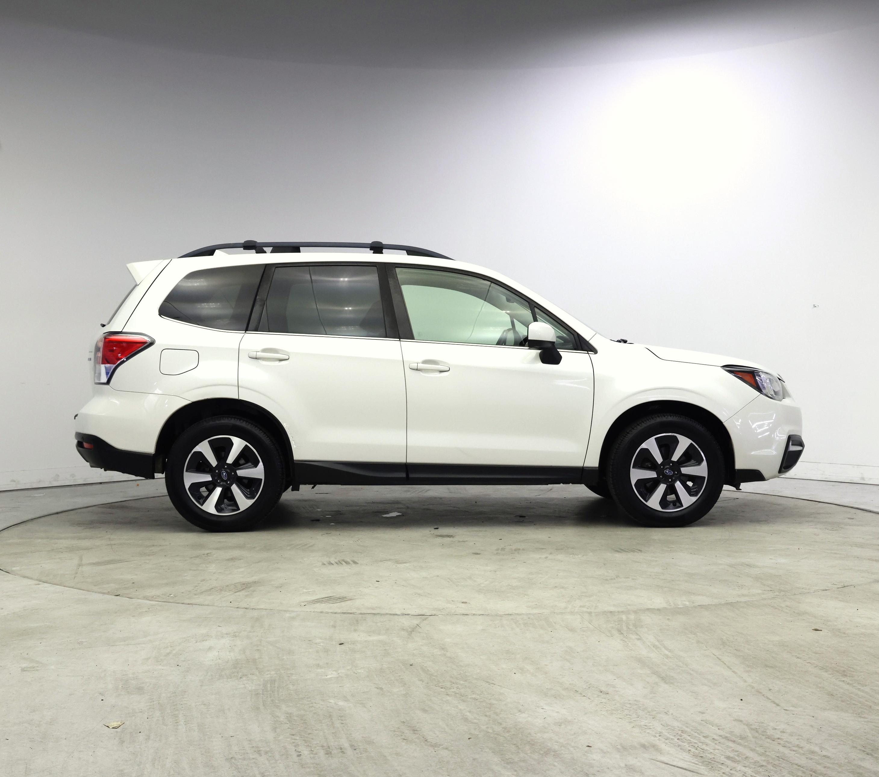 Thumbnail: 2018 Subaru Forester - 7