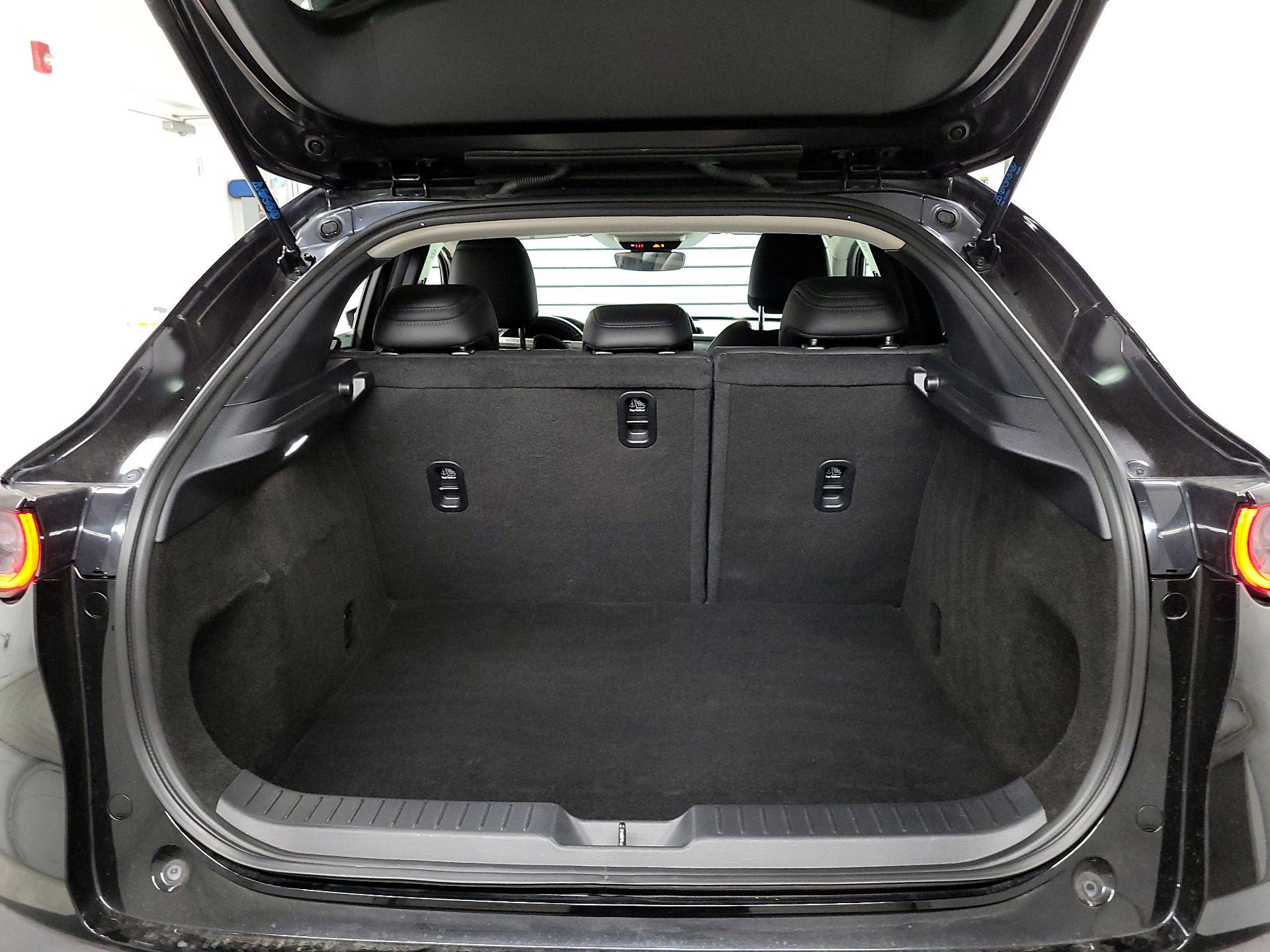 Thumbnail: 2021 Mazda CX-30 - 18