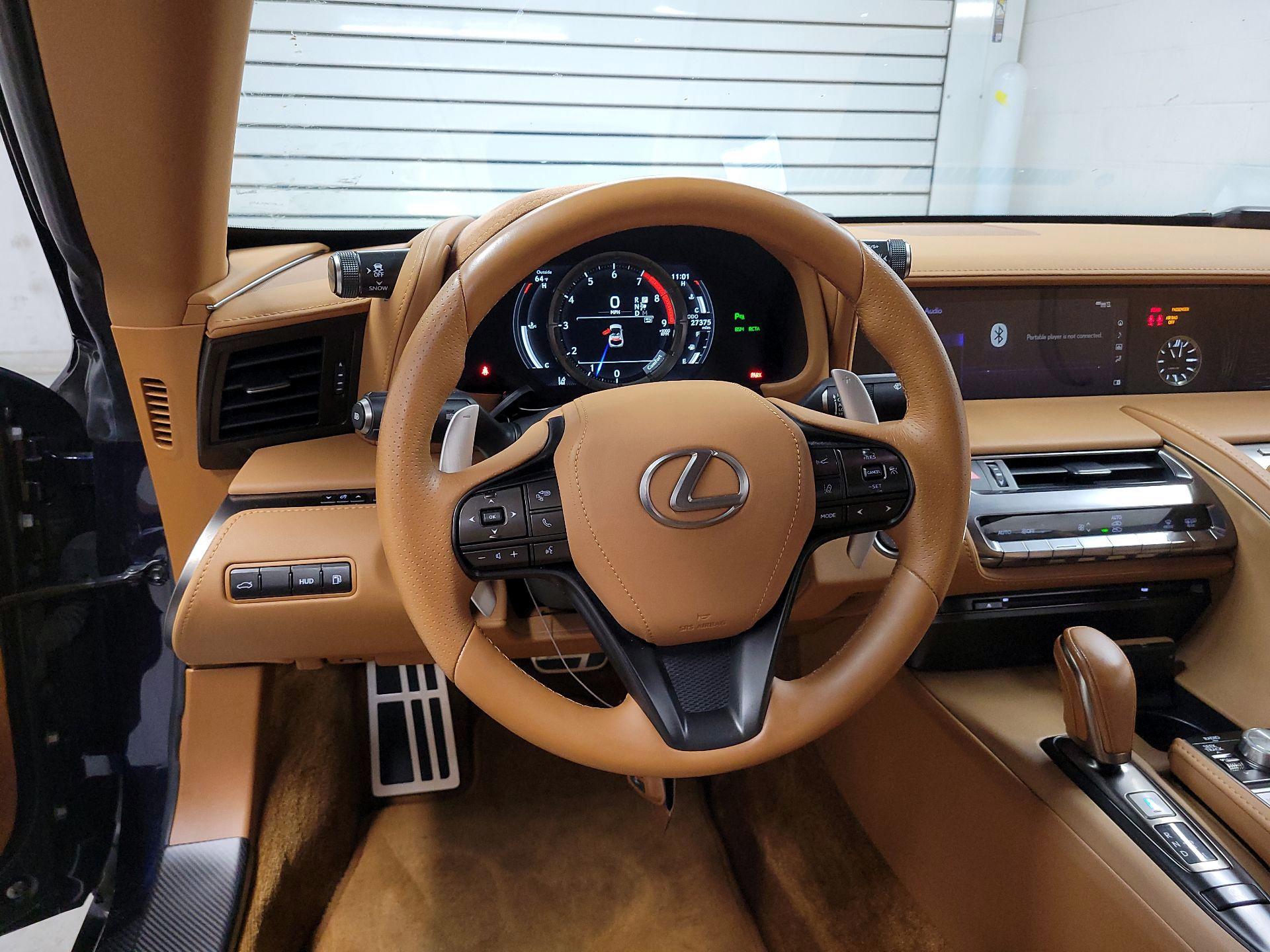 Thumbnail: 2022 Lexus LC - 10