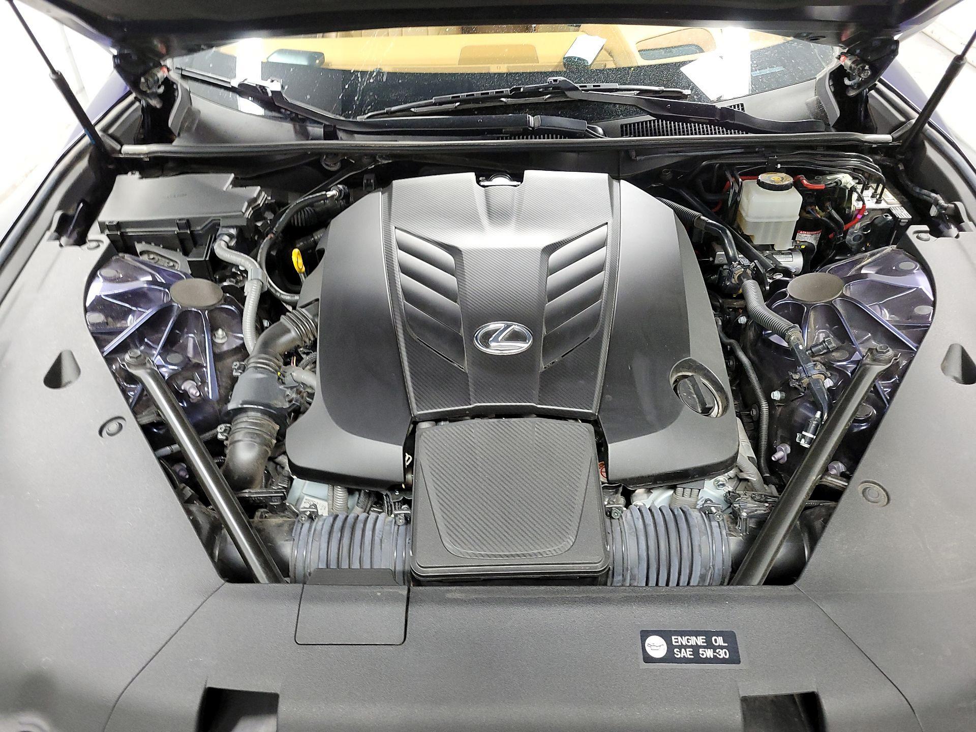 Thumbnail: 2022 Lexus LC - 18