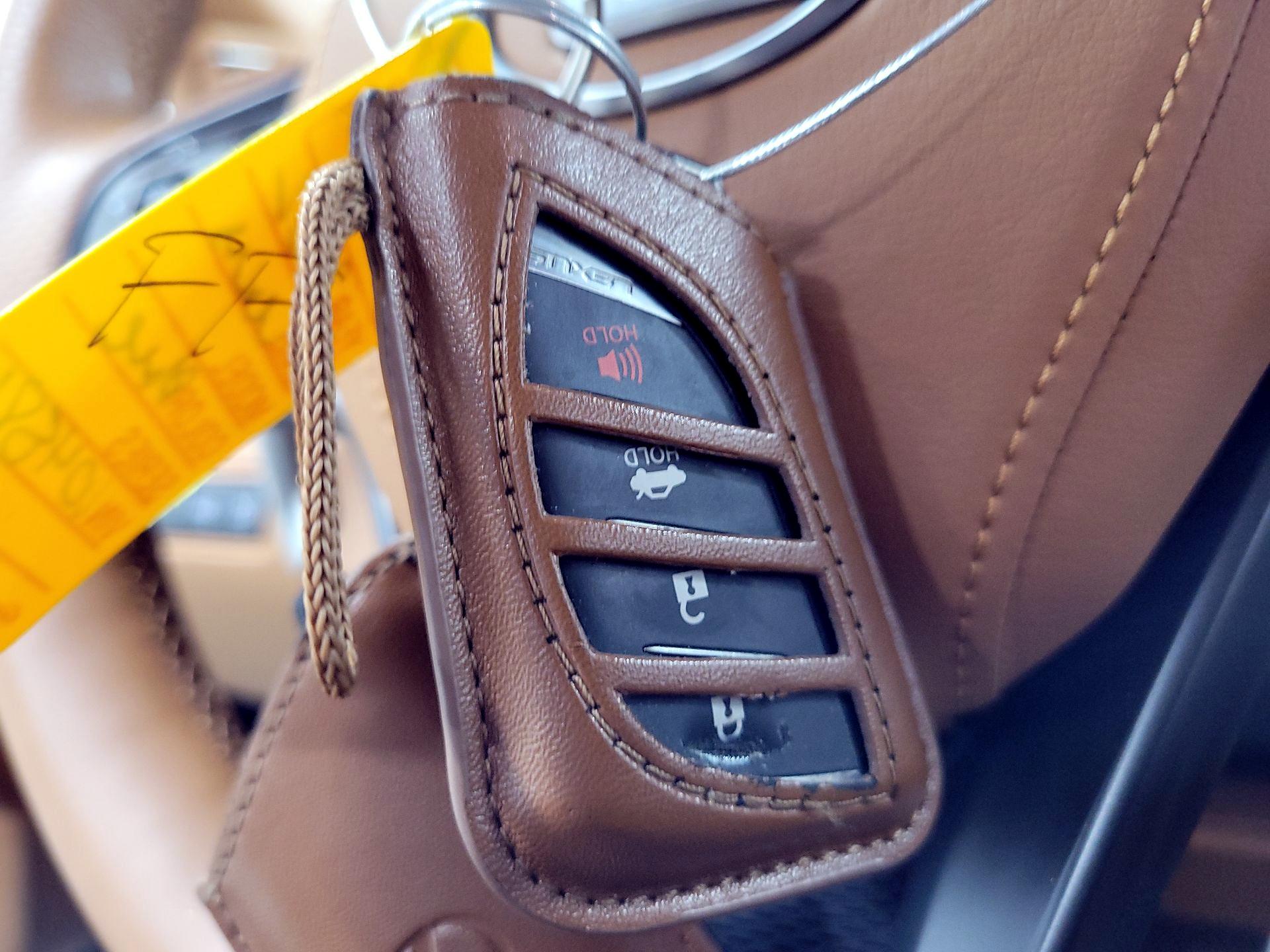 Thumbnail: 2022 Lexus LC - 19