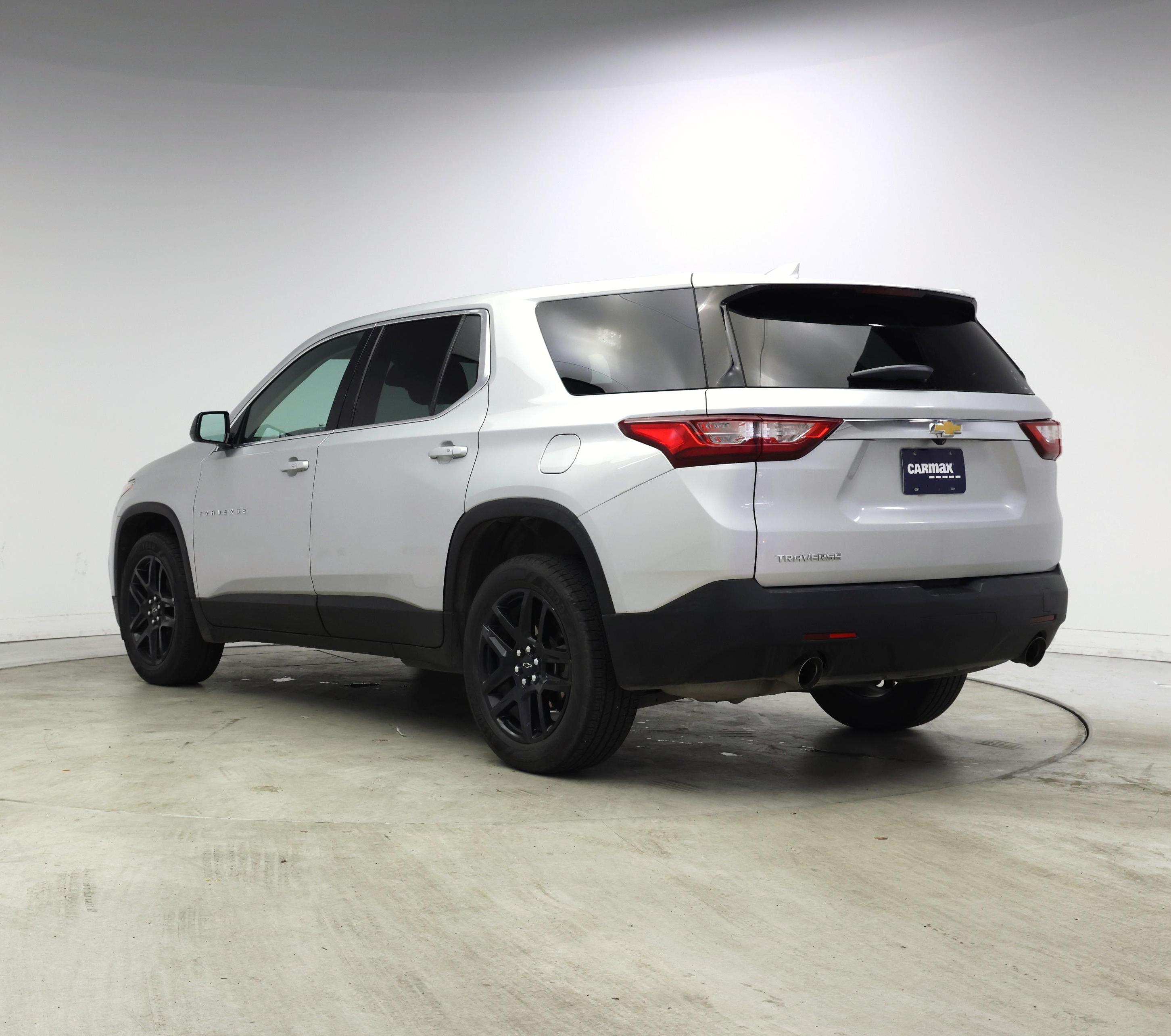 Thumbnail: 2020 Chevrolet Traverse - 2