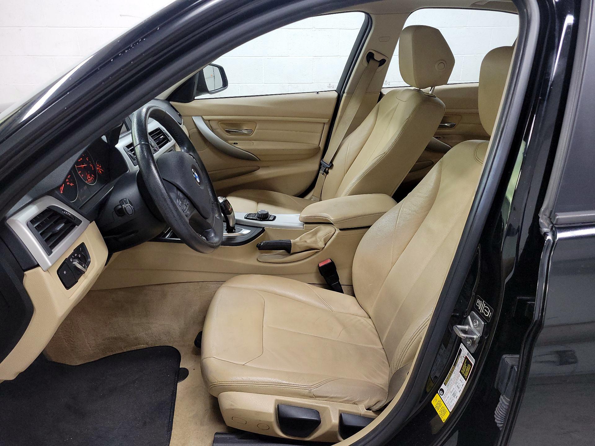 Thumbnail: 2014 BMW 3 Series - 11