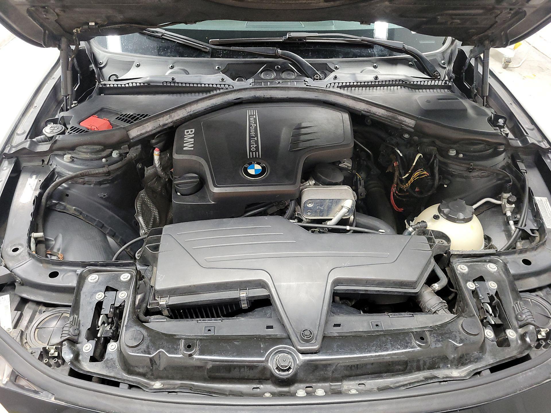 Thumbnail: 2014 BMW 3 Series - 18