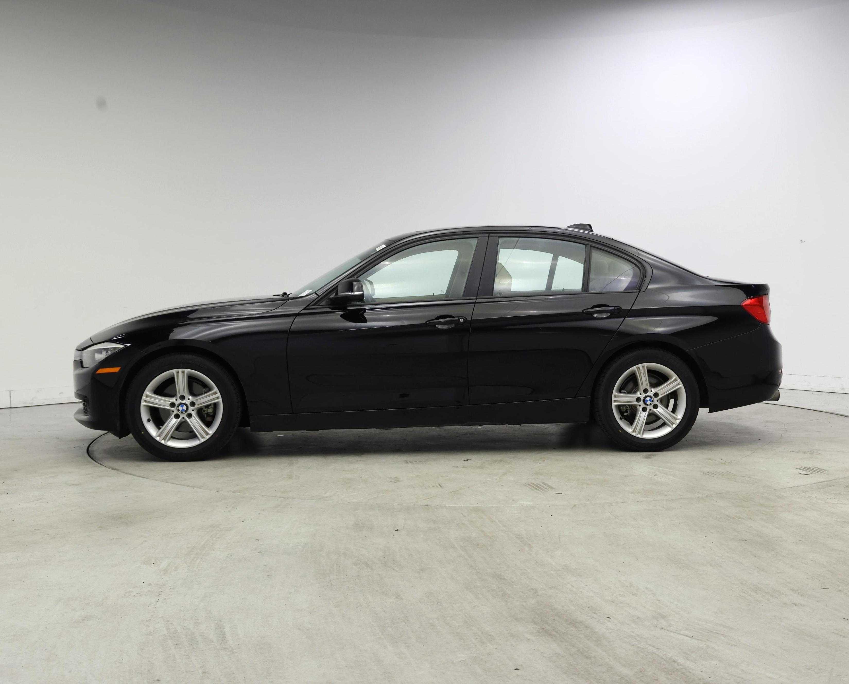 Thumbnail: 2014 BMW 3 Series - 3