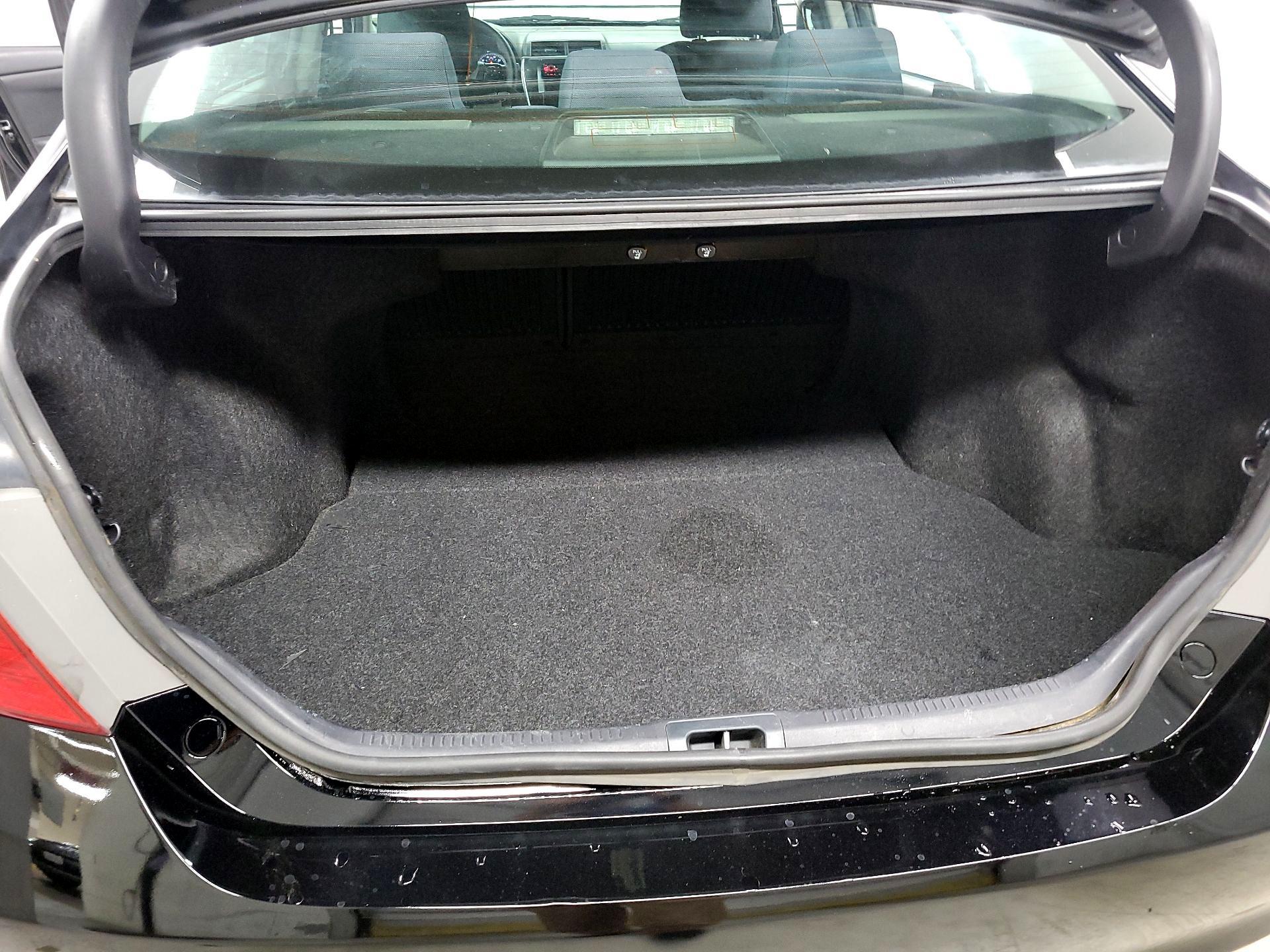Thumbnail: 2016 Toyota Camry - 16