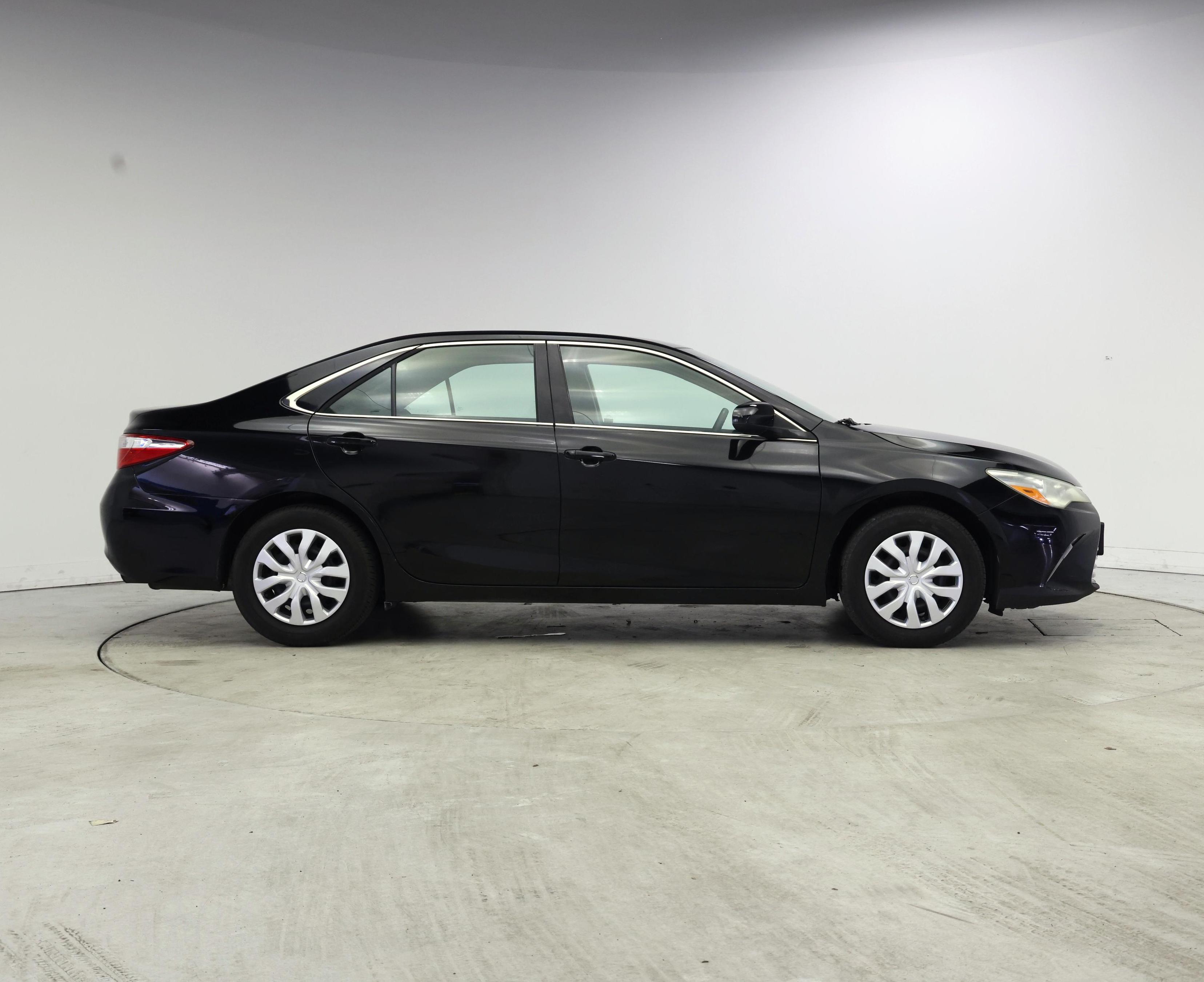 Thumbnail: 2016 Toyota Camry - 7