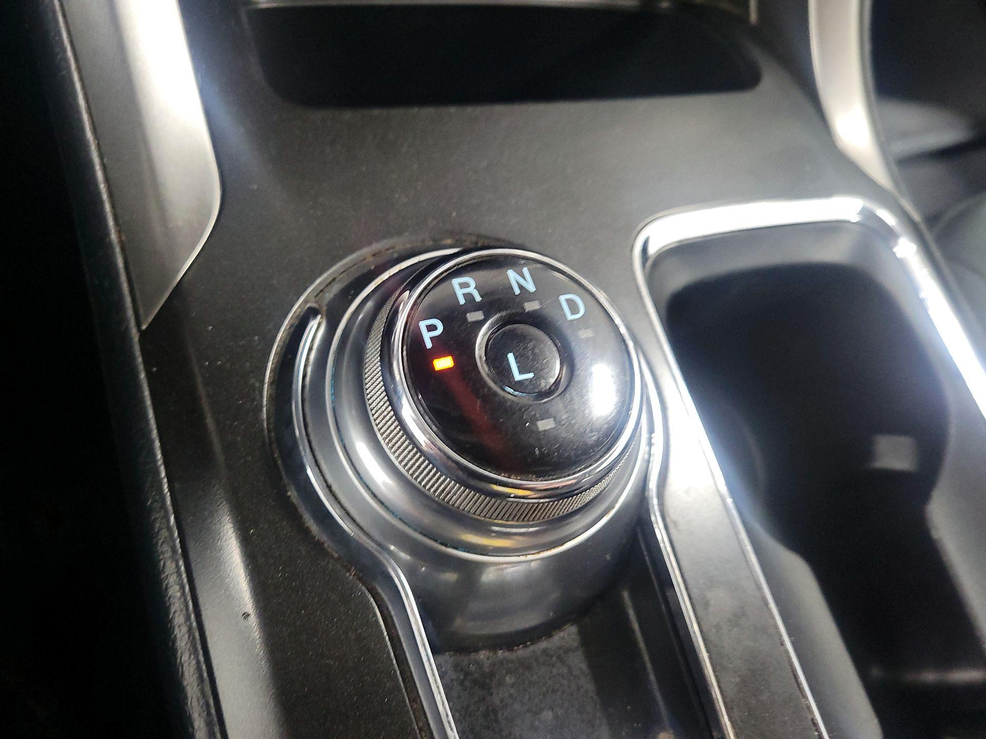 Thumbnail: 2018 Ford Fusion - 16