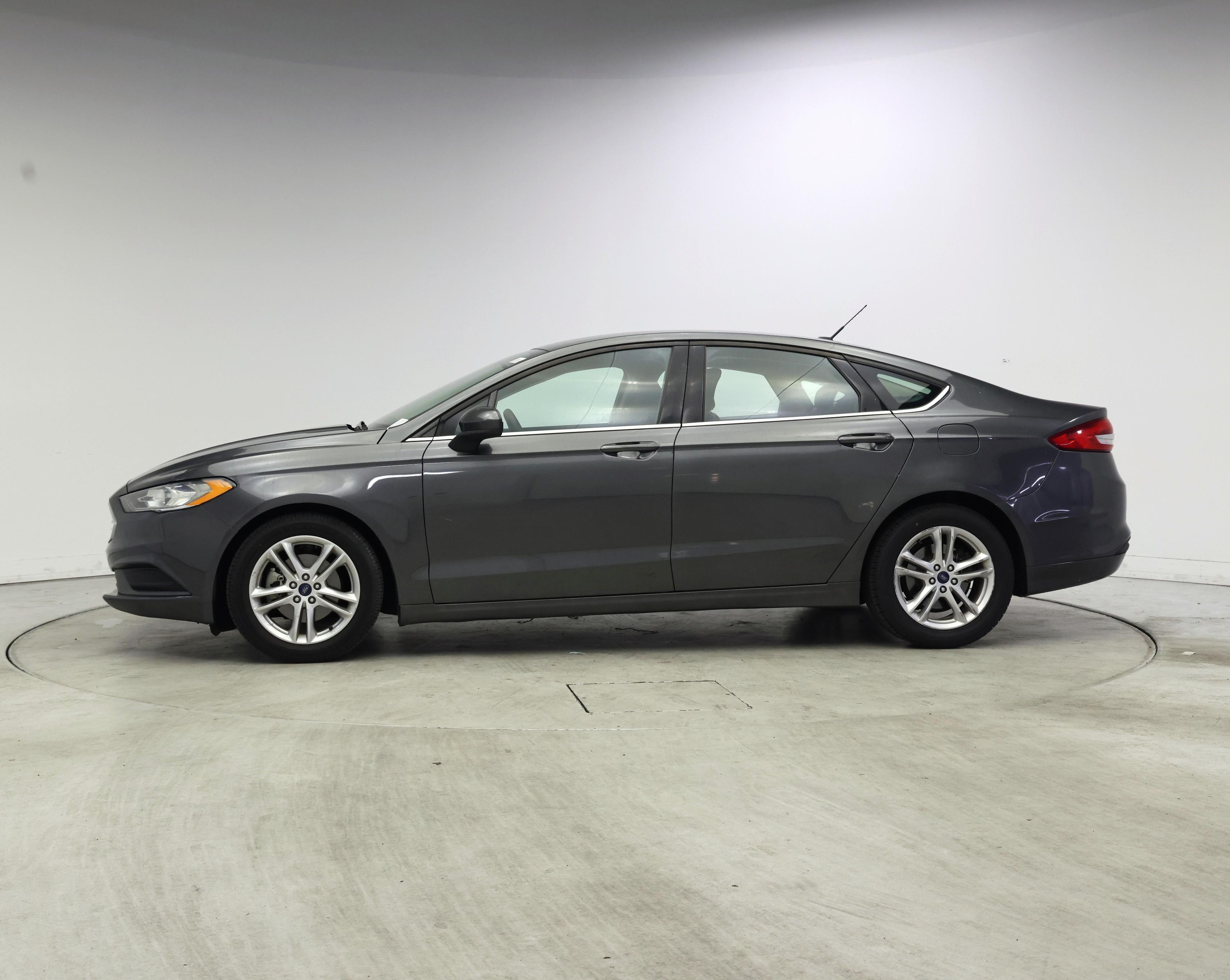 Thumbnail: 2018 Ford Fusion - 3