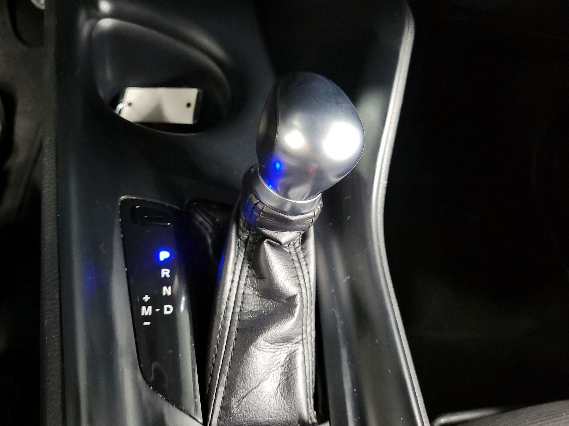 Thumbnail: 2018 Toyota C-HR - 16