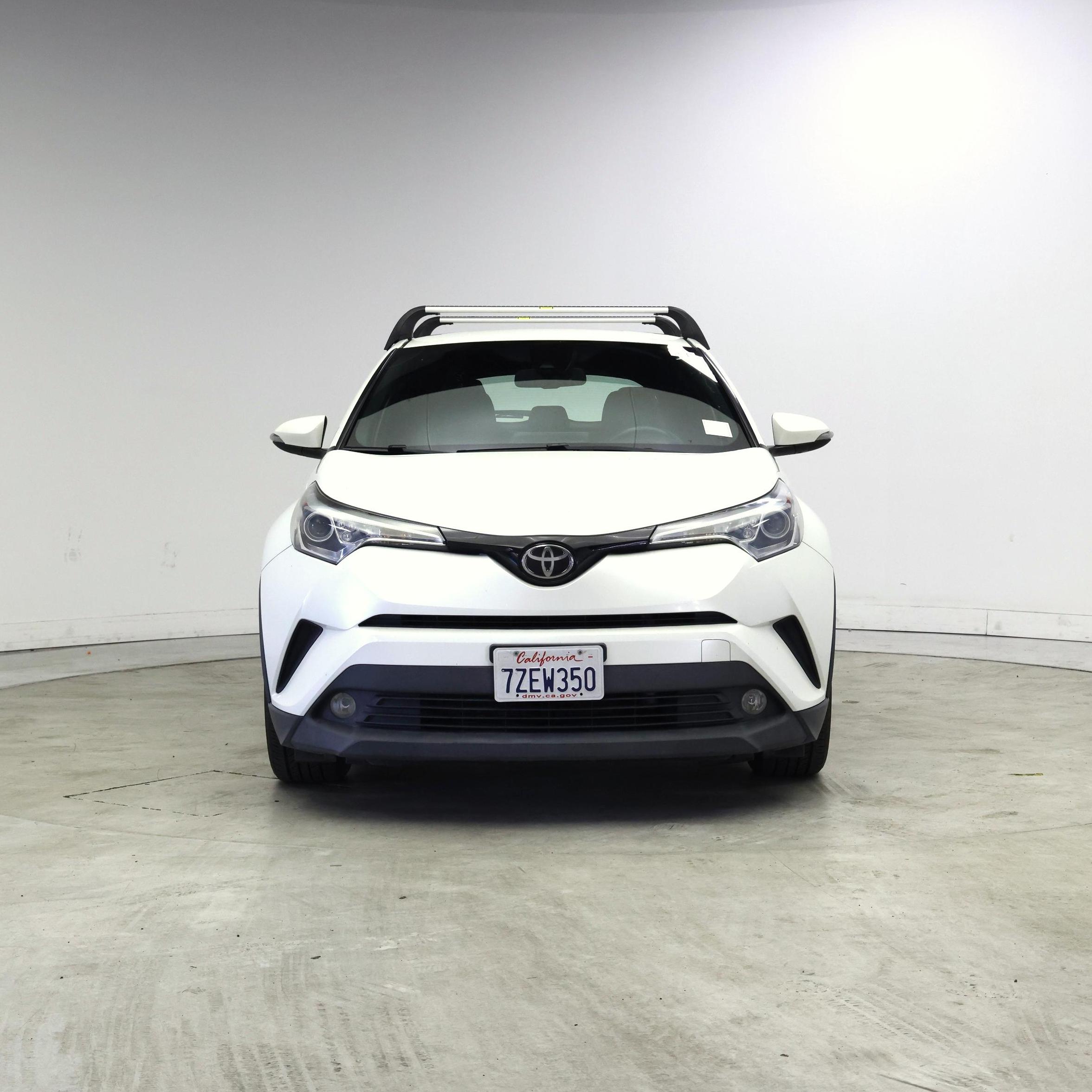 Thumbnail: 2018 Toyota C-HR - 5