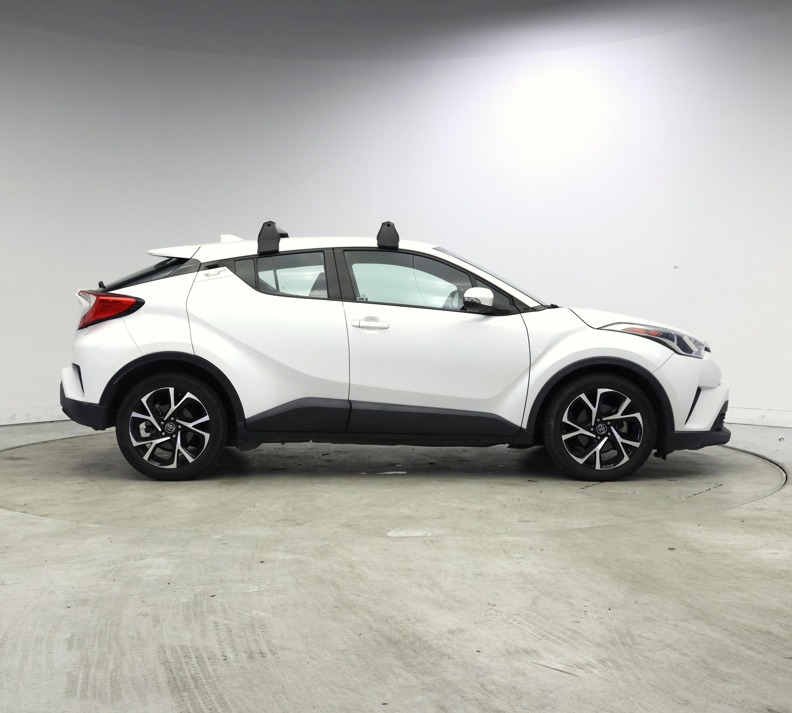 Thumbnail: 2018 Toyota C-HR - 7