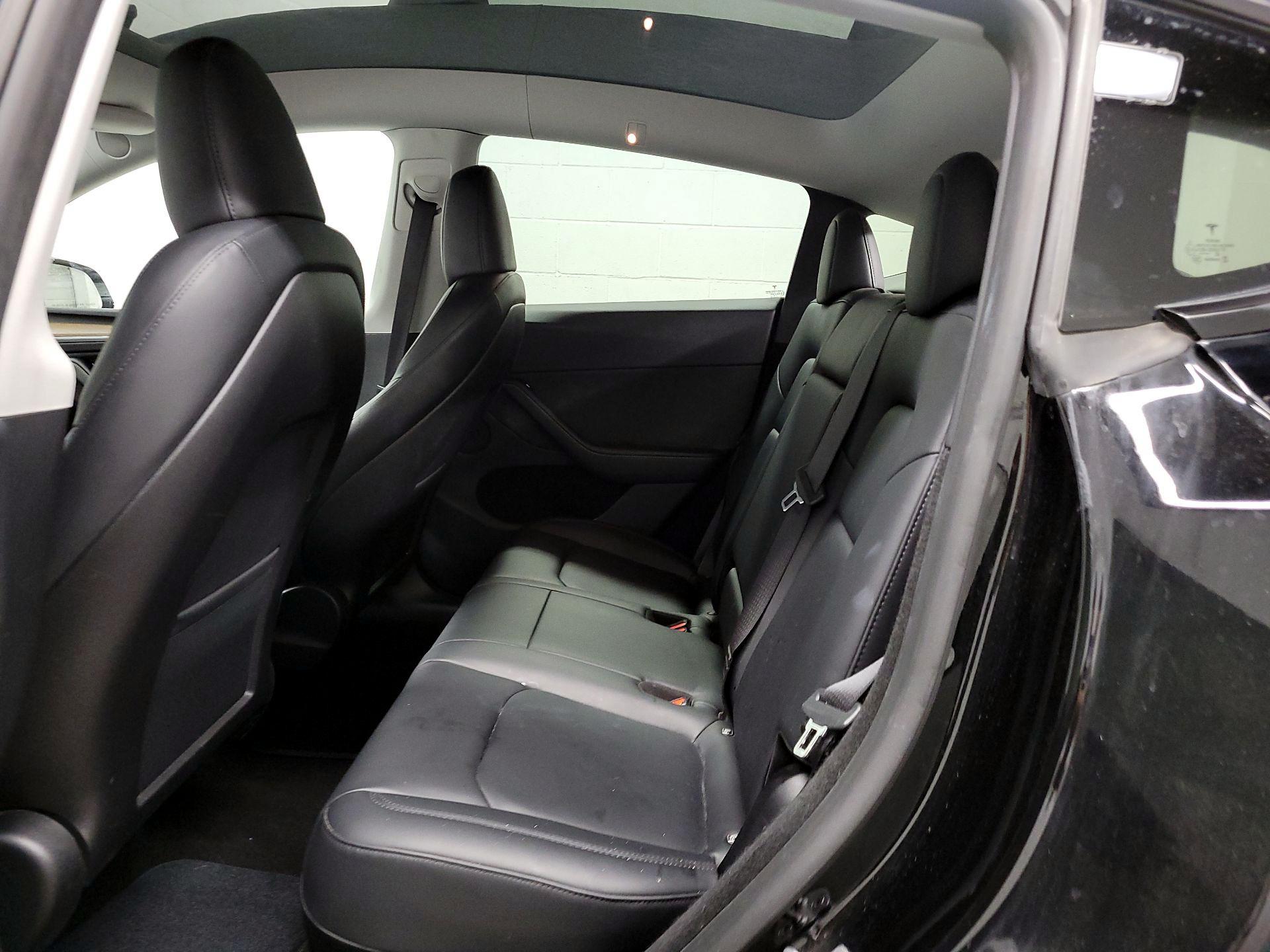 Thumbnail: 2023 Tesla Model Y - 10