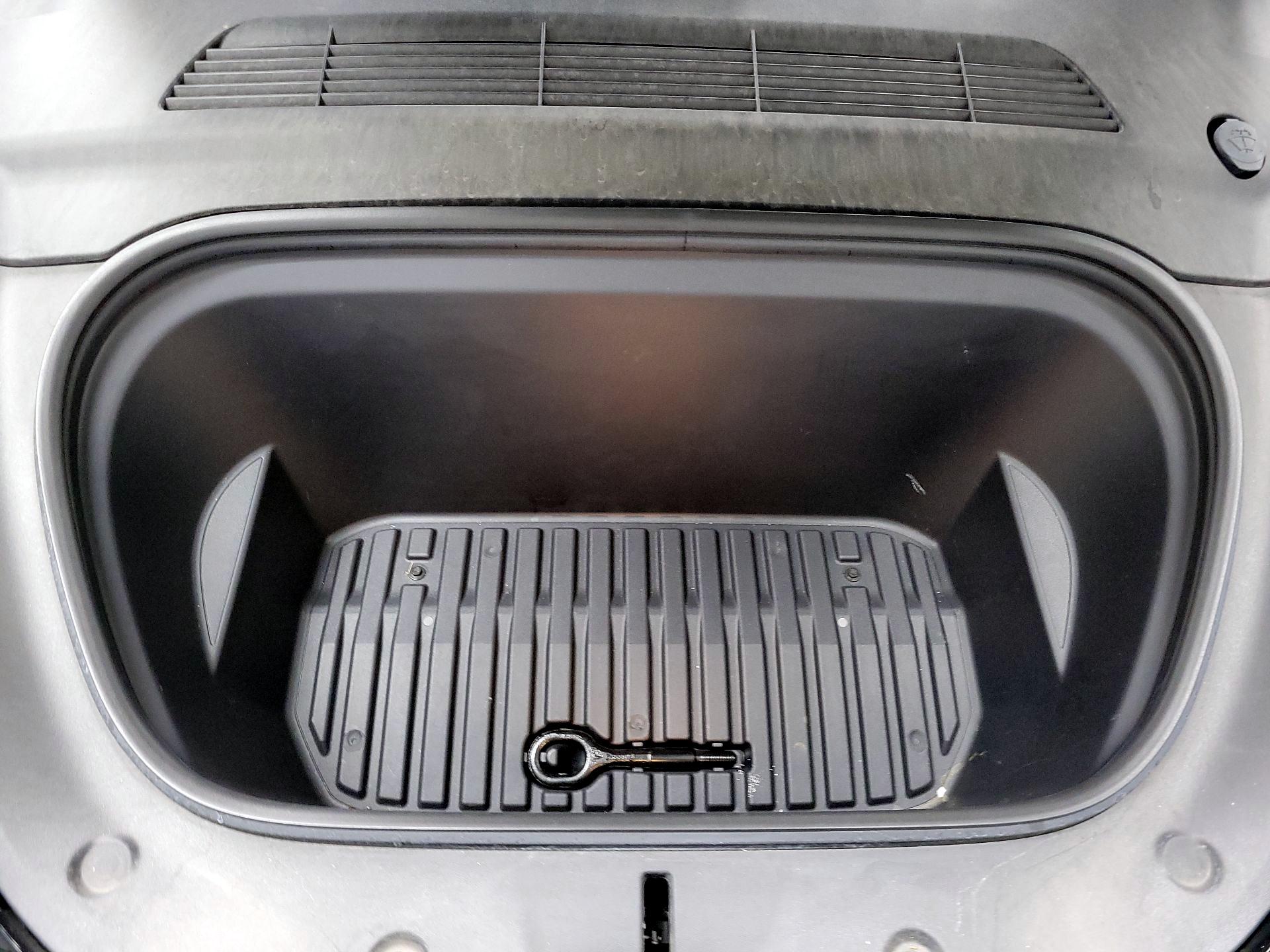 Thumbnail: 2023 Tesla Model Y - 18