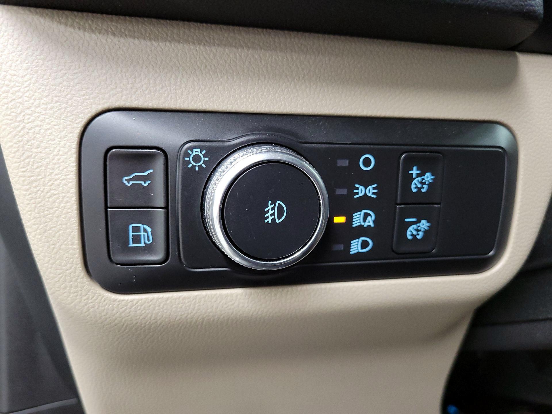 Thumbnail: 2020 Ford Escape - 13