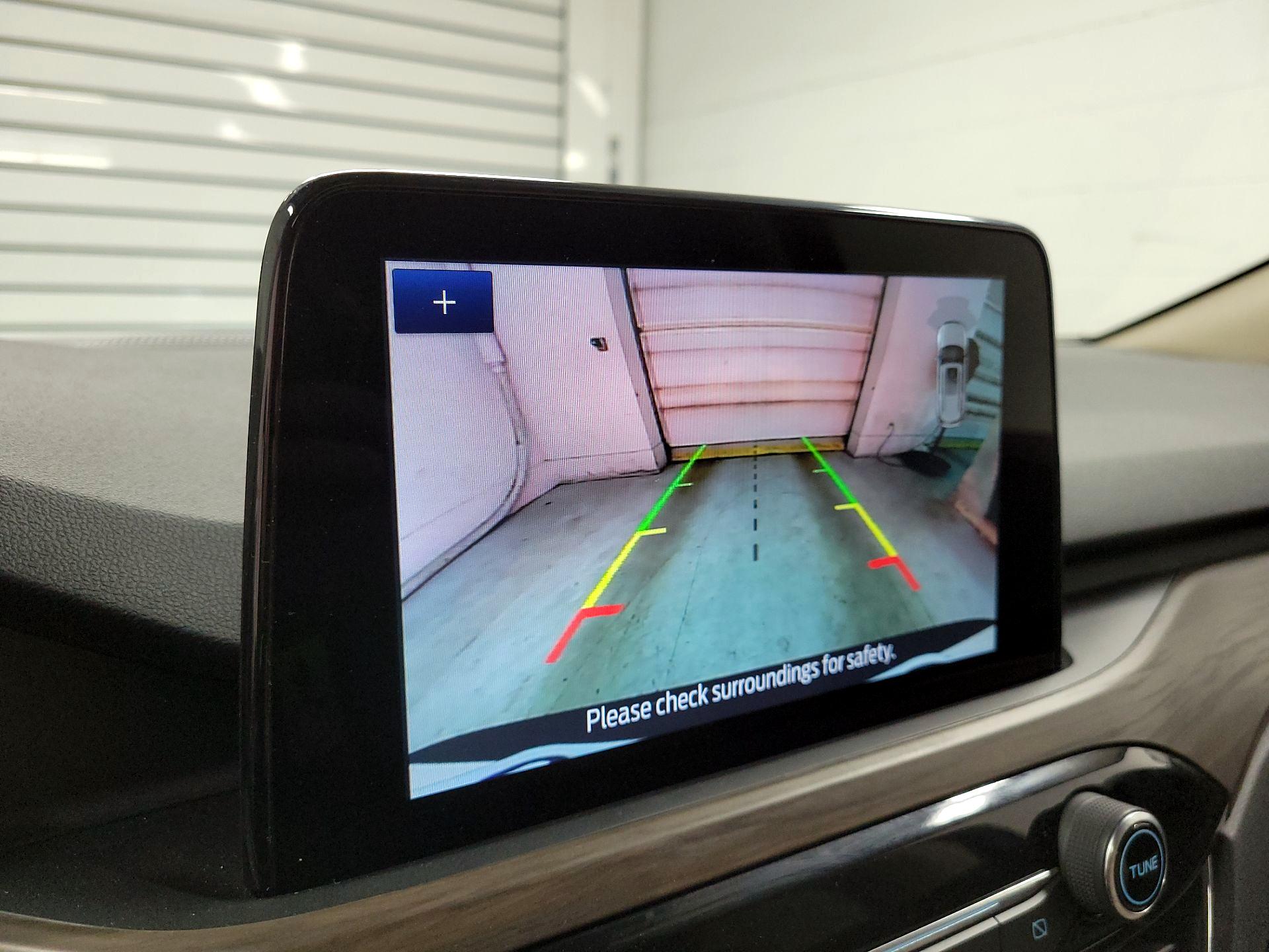 Thumbnail: 2020 Ford Escape - 15