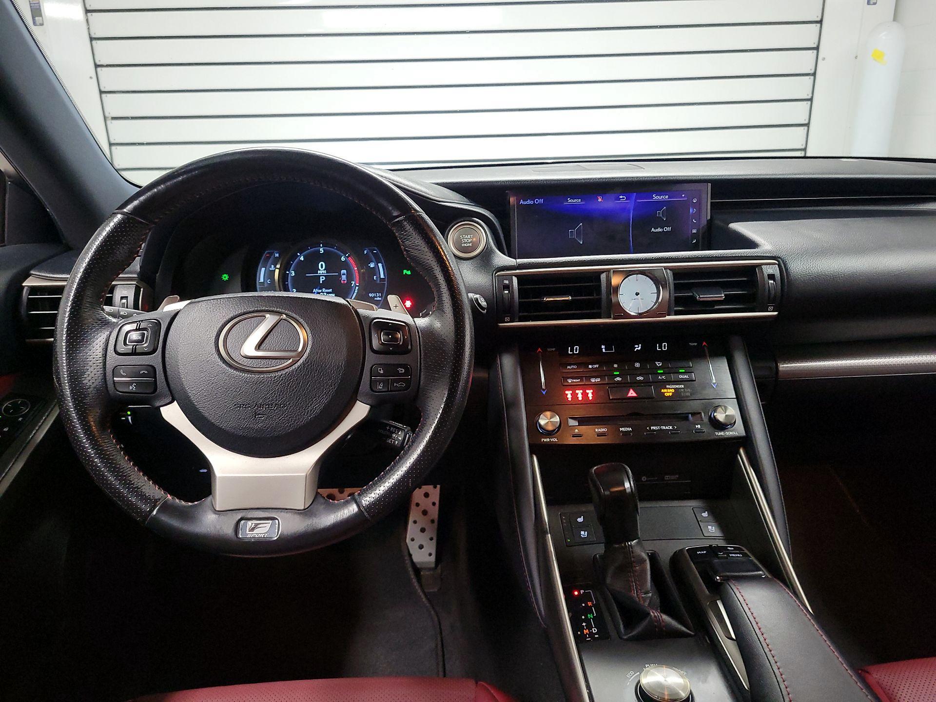 Thumbnail: 2018 Lexus IS - 9