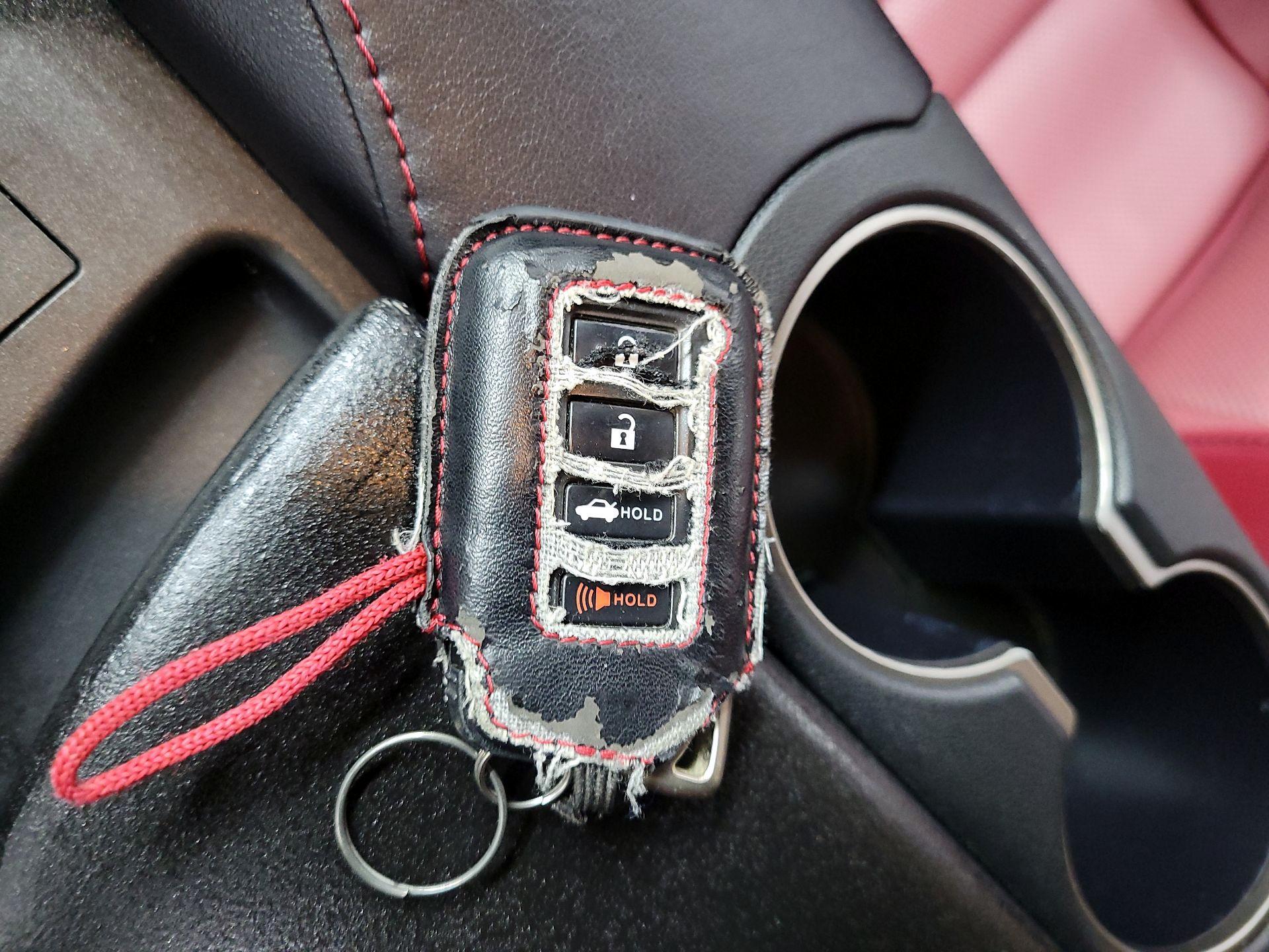 Thumbnail: 2018 Lexus IS - 20