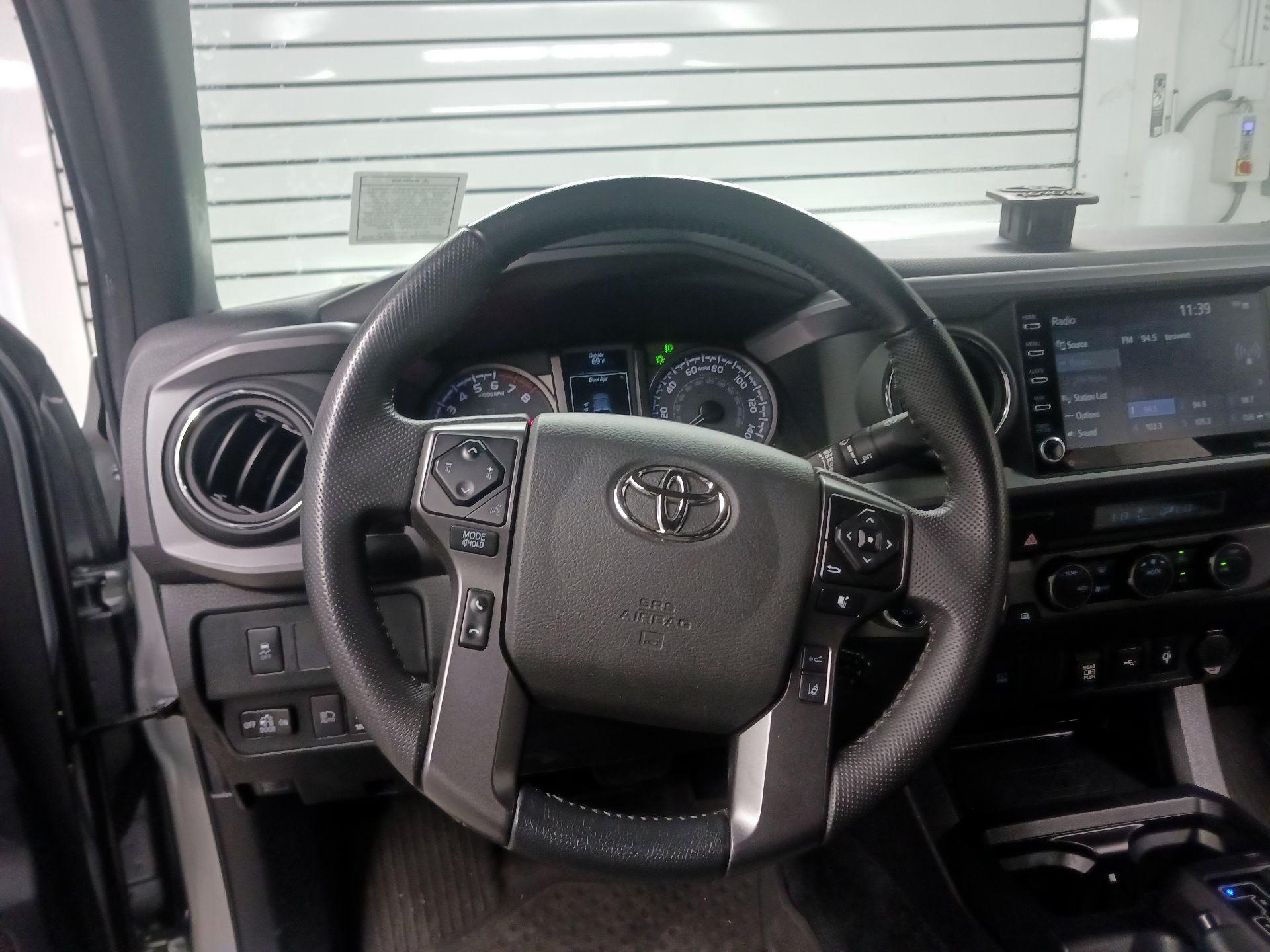 Thumbnail: 2023 Toyota Tacoma - 10