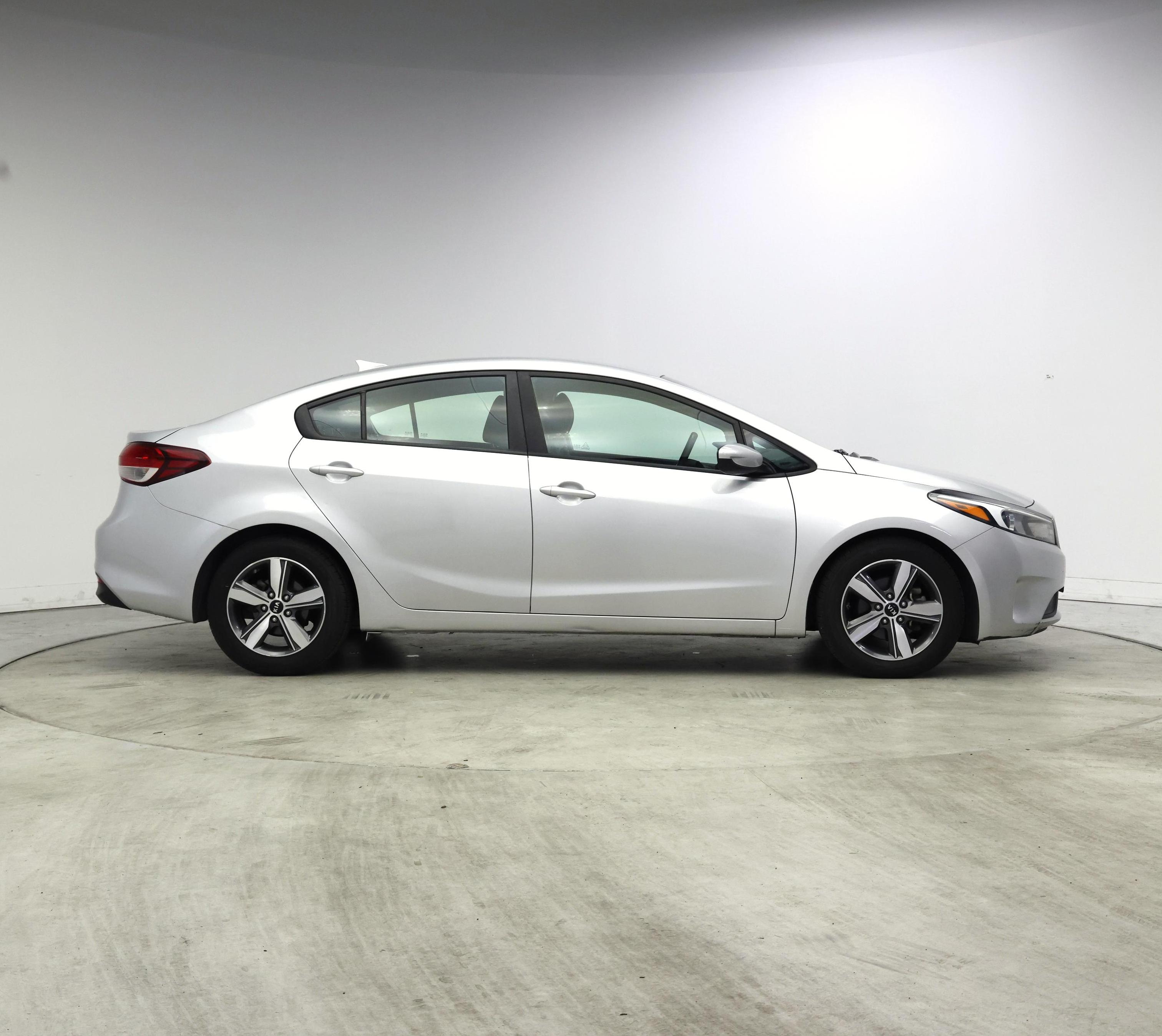 Thumbnail: 2018 Kia Forte - 7