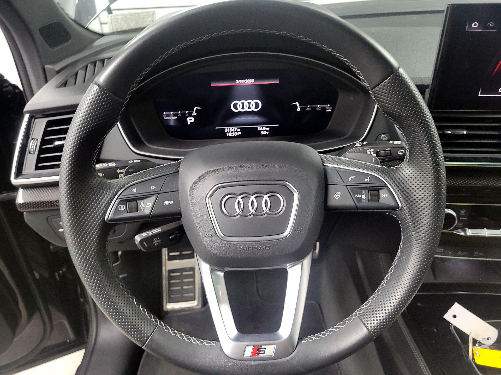 Thumbnail: 2022 Audi SQ5 - 10