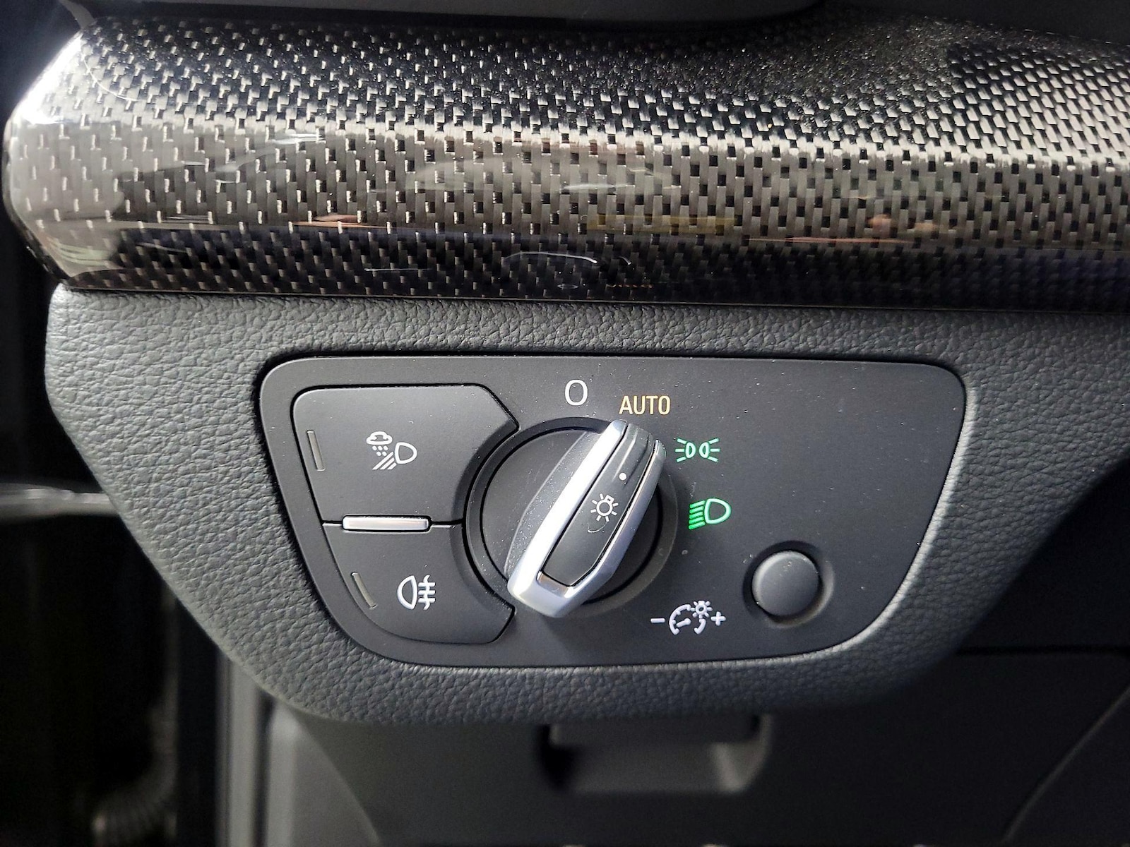 2022 Audi SQ5 Premium Plus - Photo 14