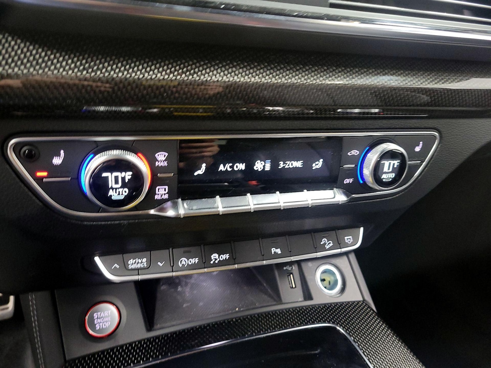 2022 Audi SQ5 Premium Plus - Photo 19
