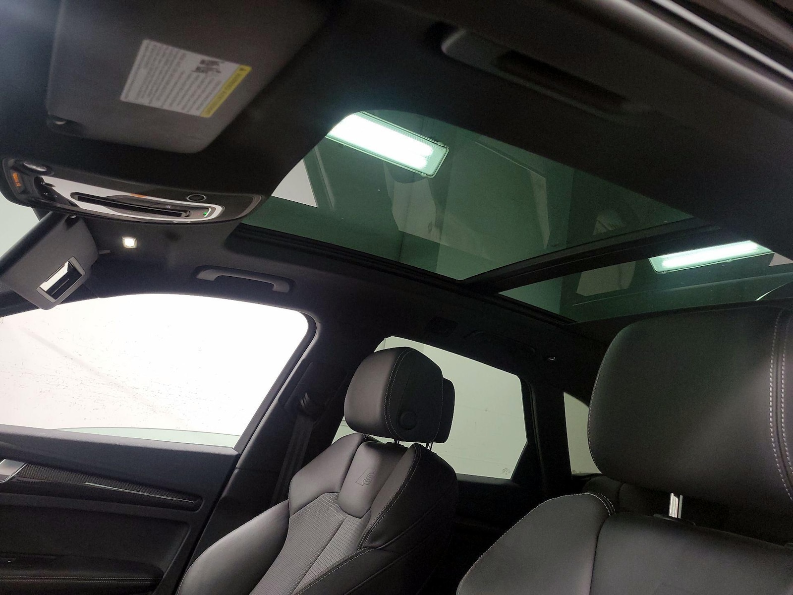 2022 Audi SQ5 Premium Plus - Photo 21