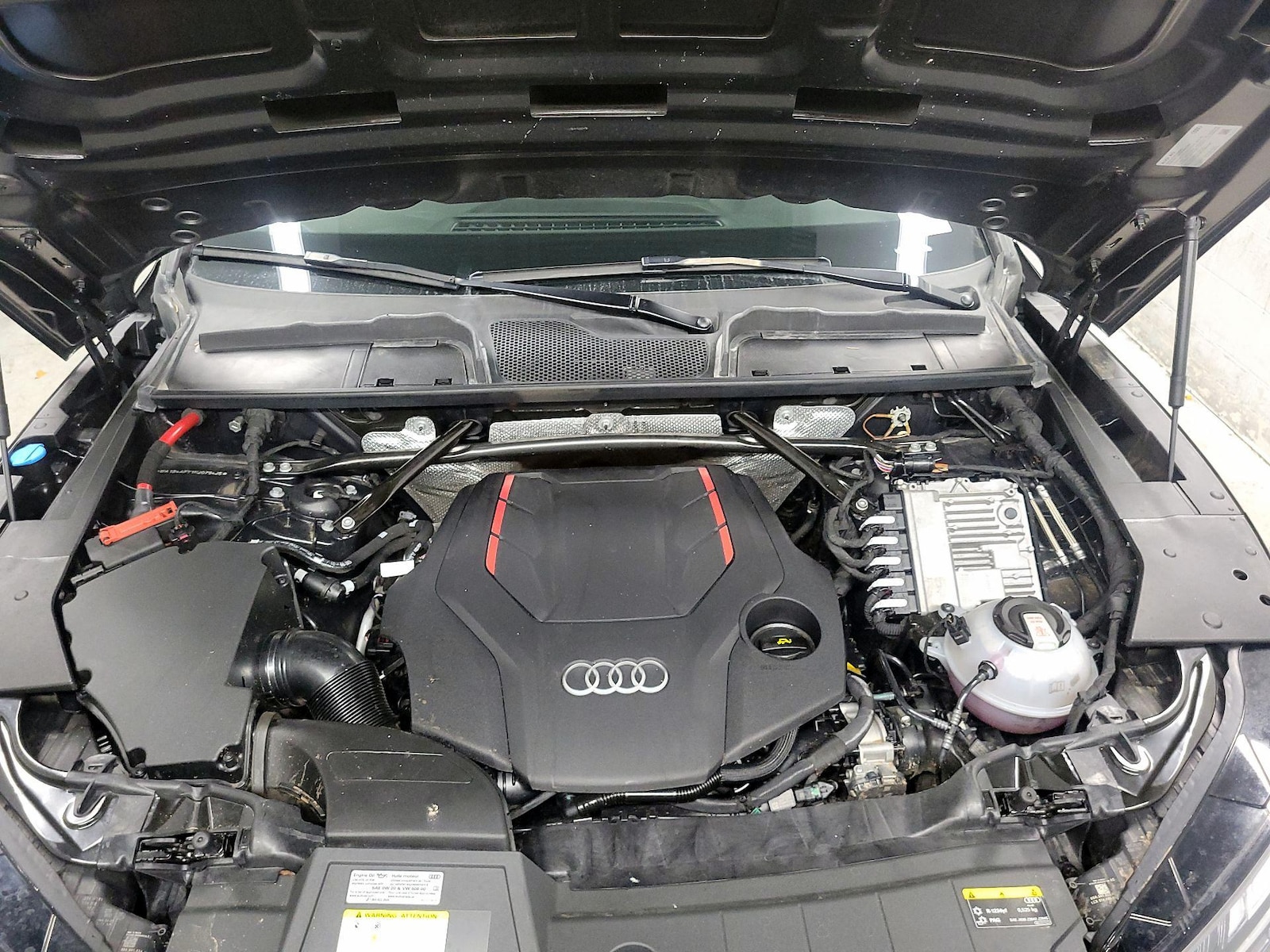 2022 Audi SQ5 Premium Plus - Photo 24