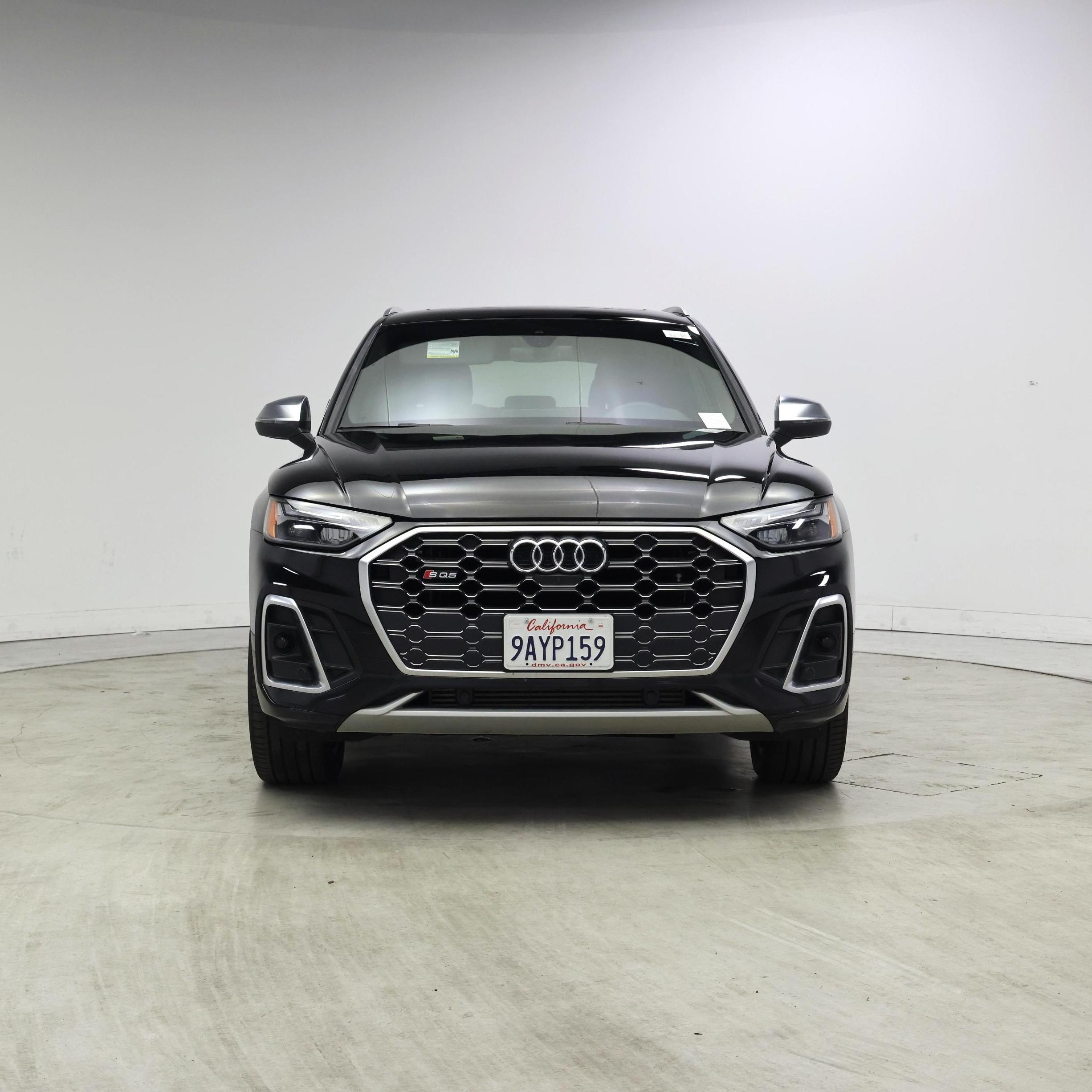 Thumbnail: 2022 Audi SQ5 - 5
