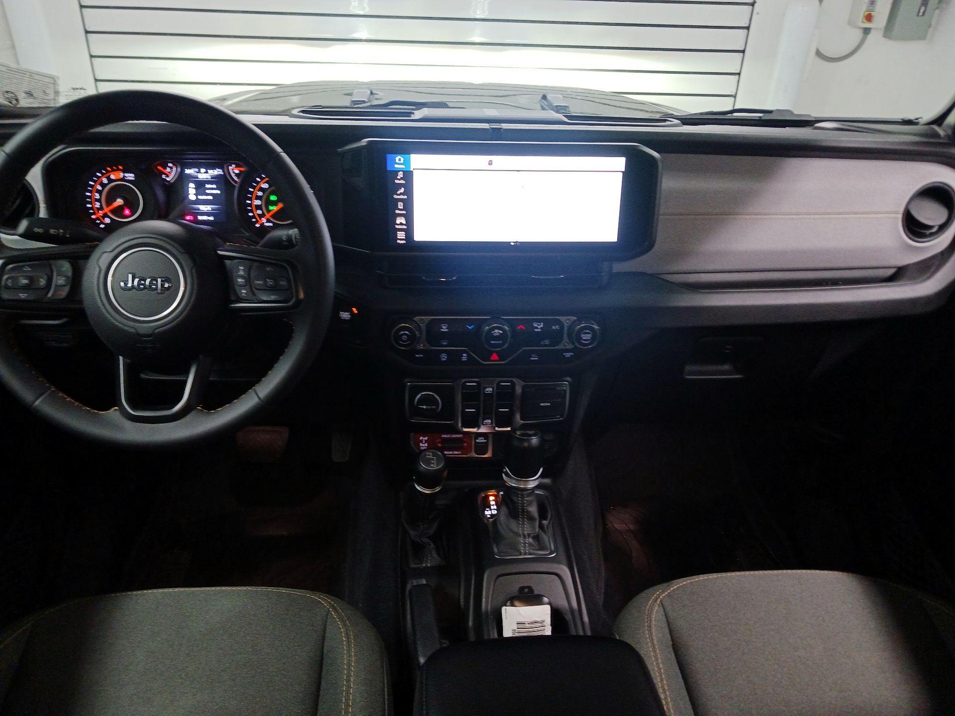 Thumbnail: 2024 Jeep Wrangler - 9