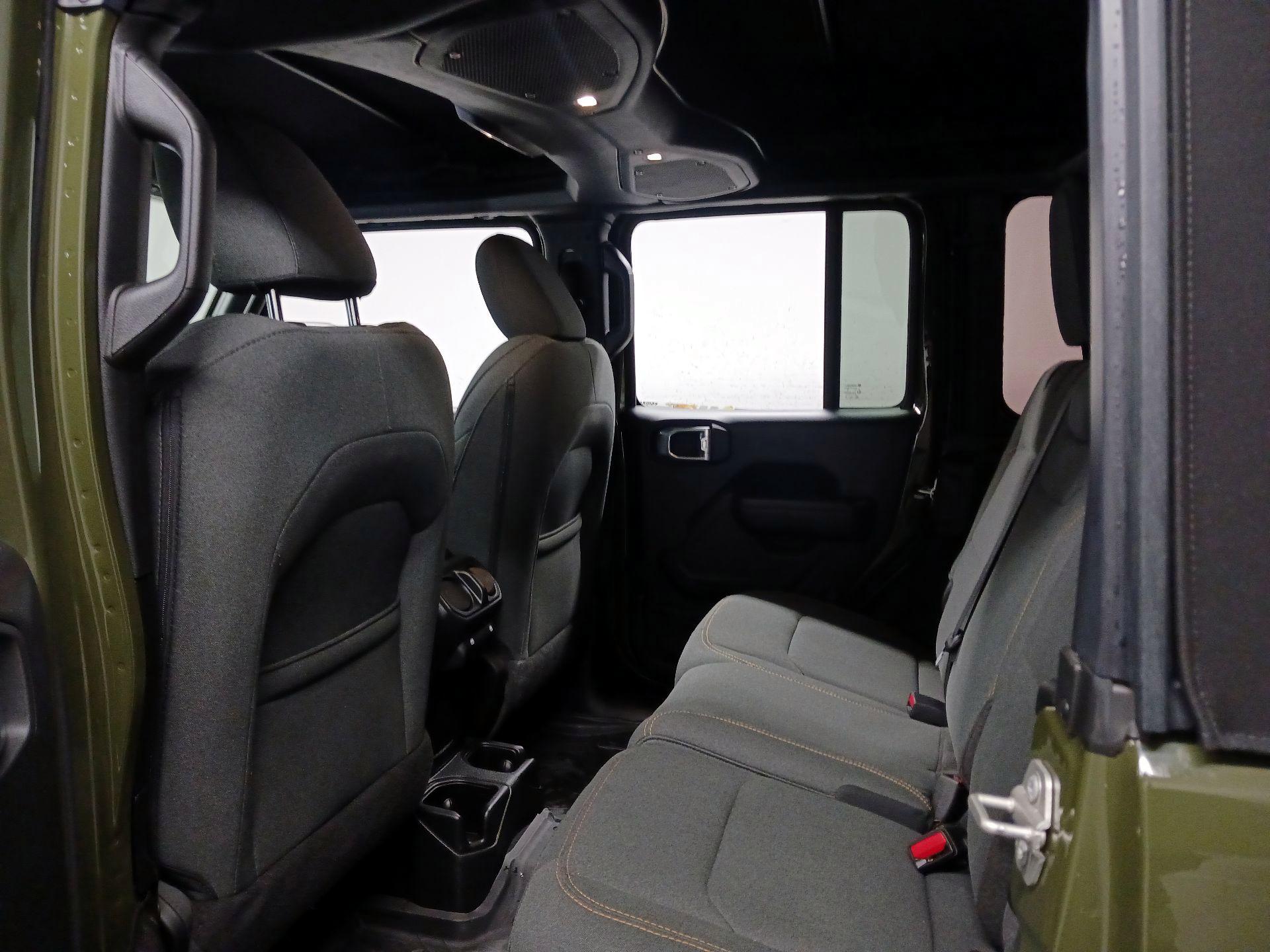 Thumbnail: 2024 Jeep Wrangler - 18