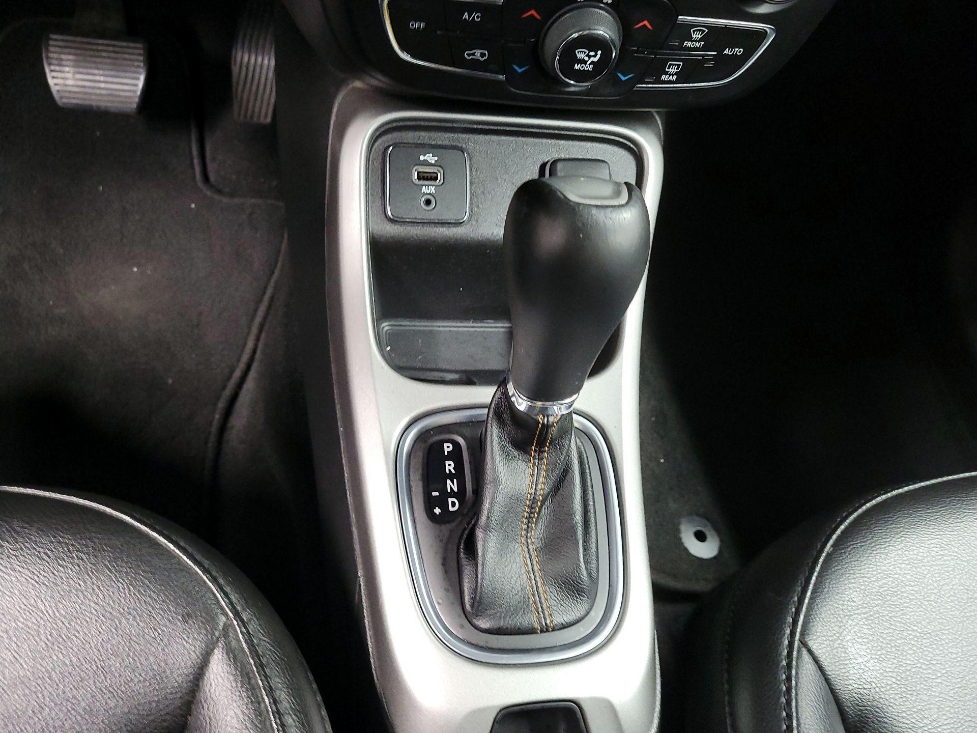 Thumbnail: 2018 Jeep Compass - 17