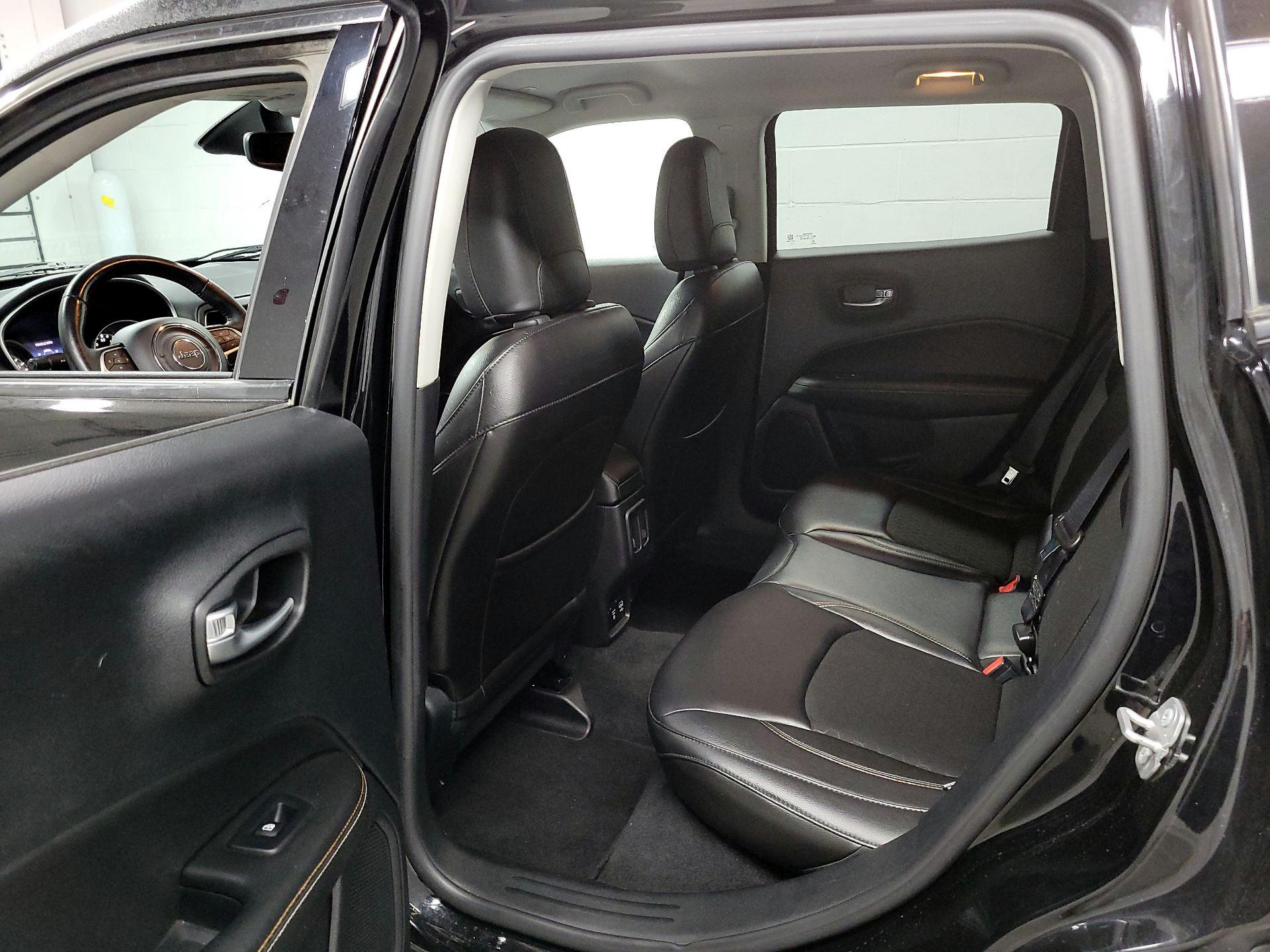 Thumbnail: 2018 Jeep Compass - 19