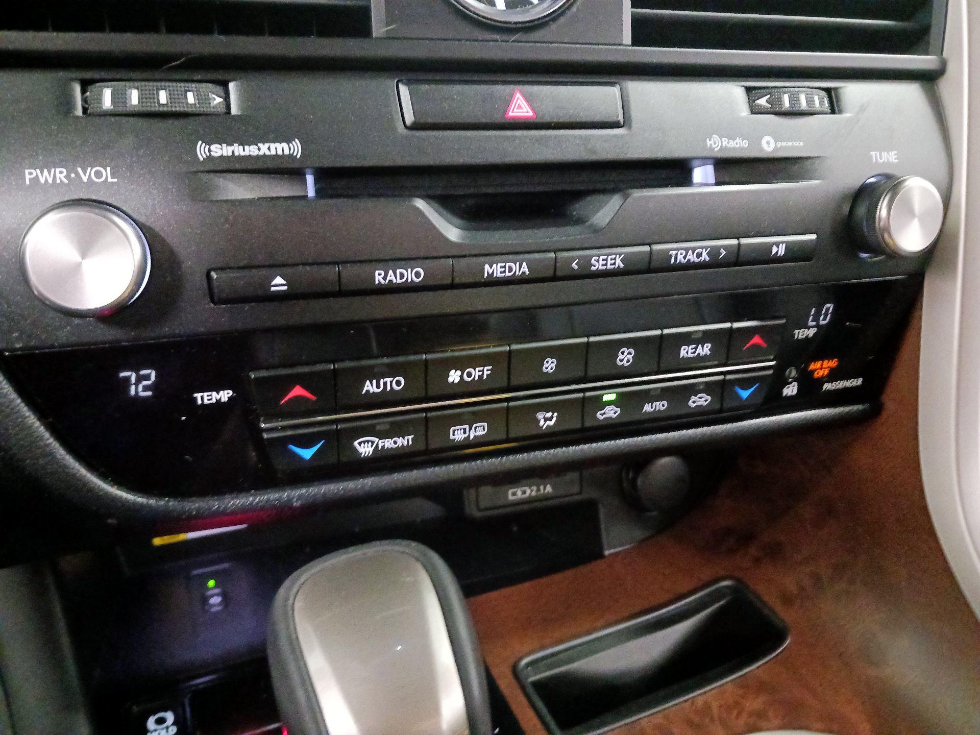 Thumbnail: 2021 Lexus RX - 14