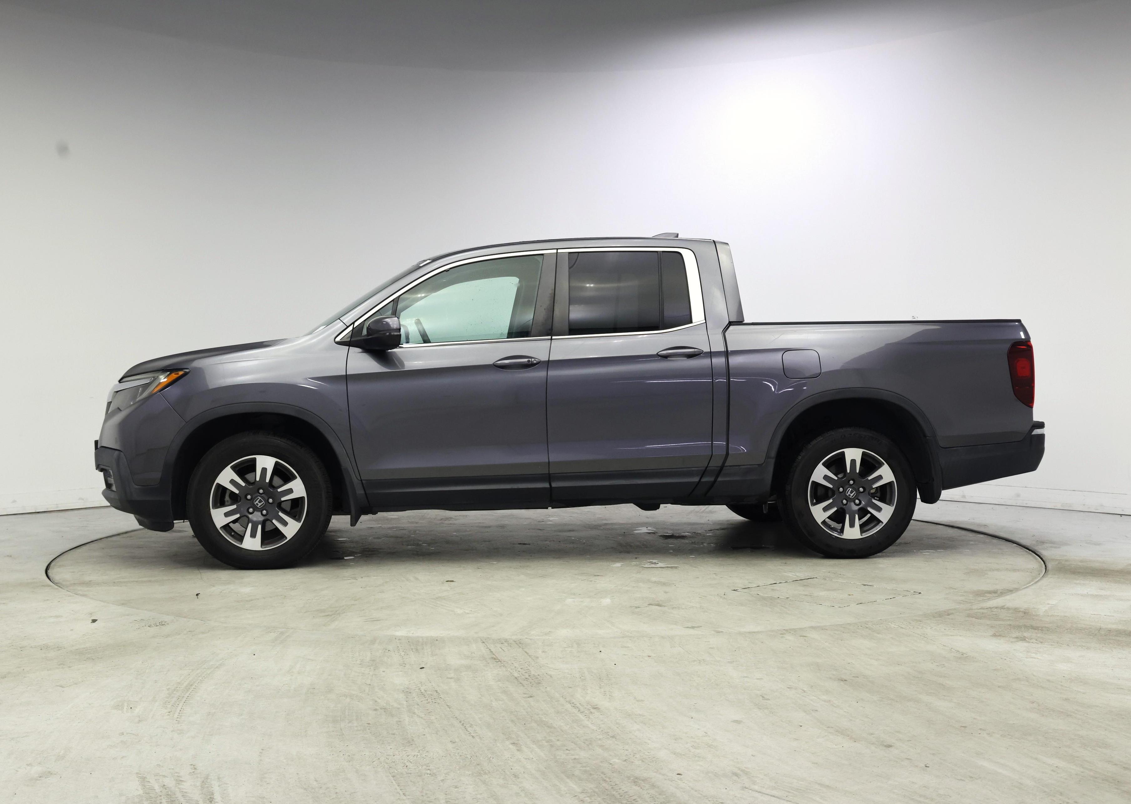 Thumbnail: 2019 Honda Ridgeline - 3