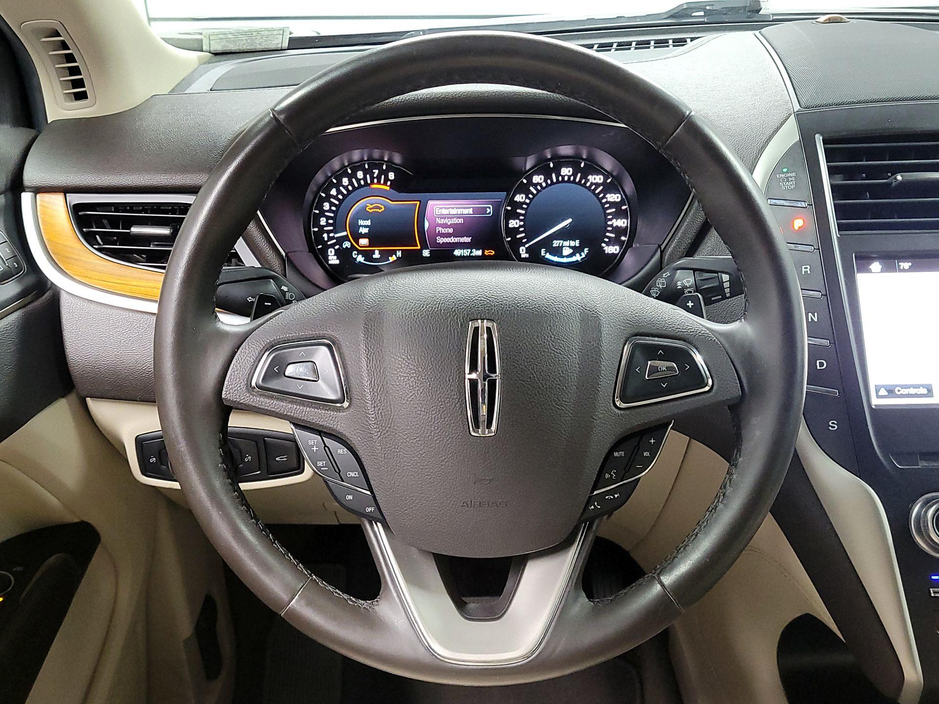 Thumbnail: 2018 Lincoln MKC - 10