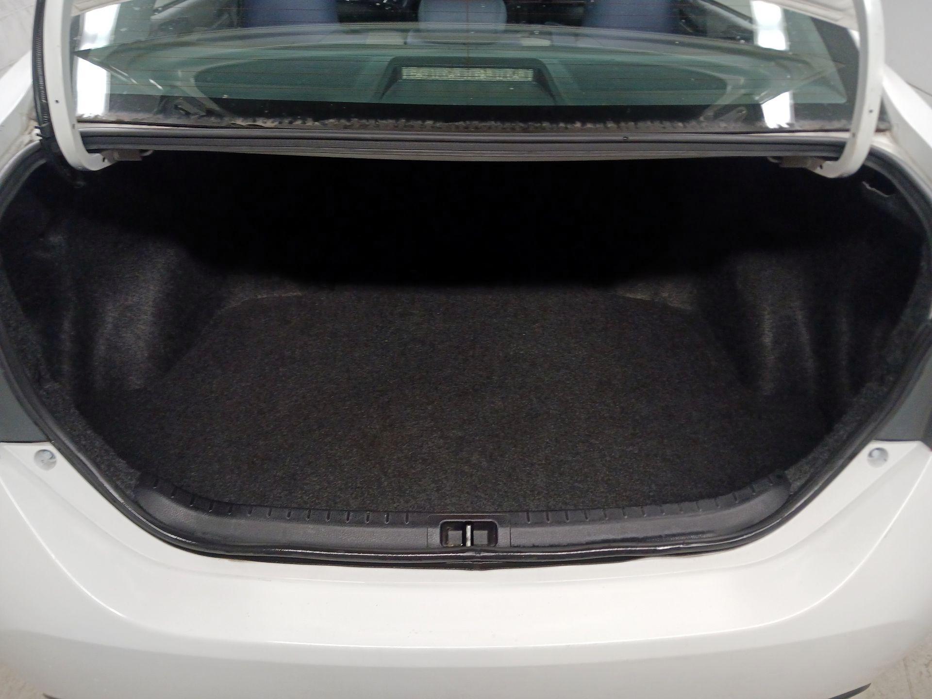 Thumbnail: 2017 Toyota Corolla - 17