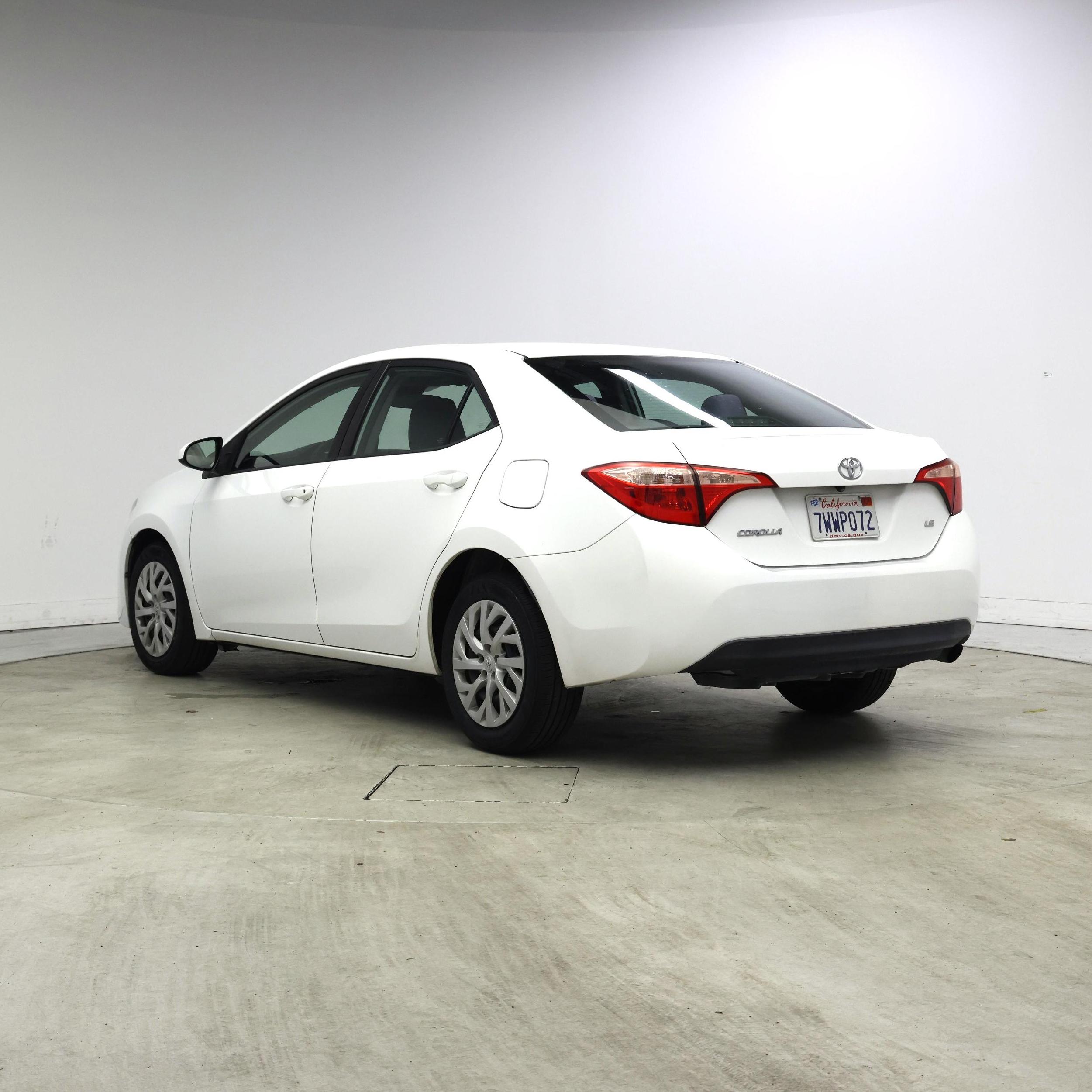 Thumbnail: 2017 Toyota Corolla - 2