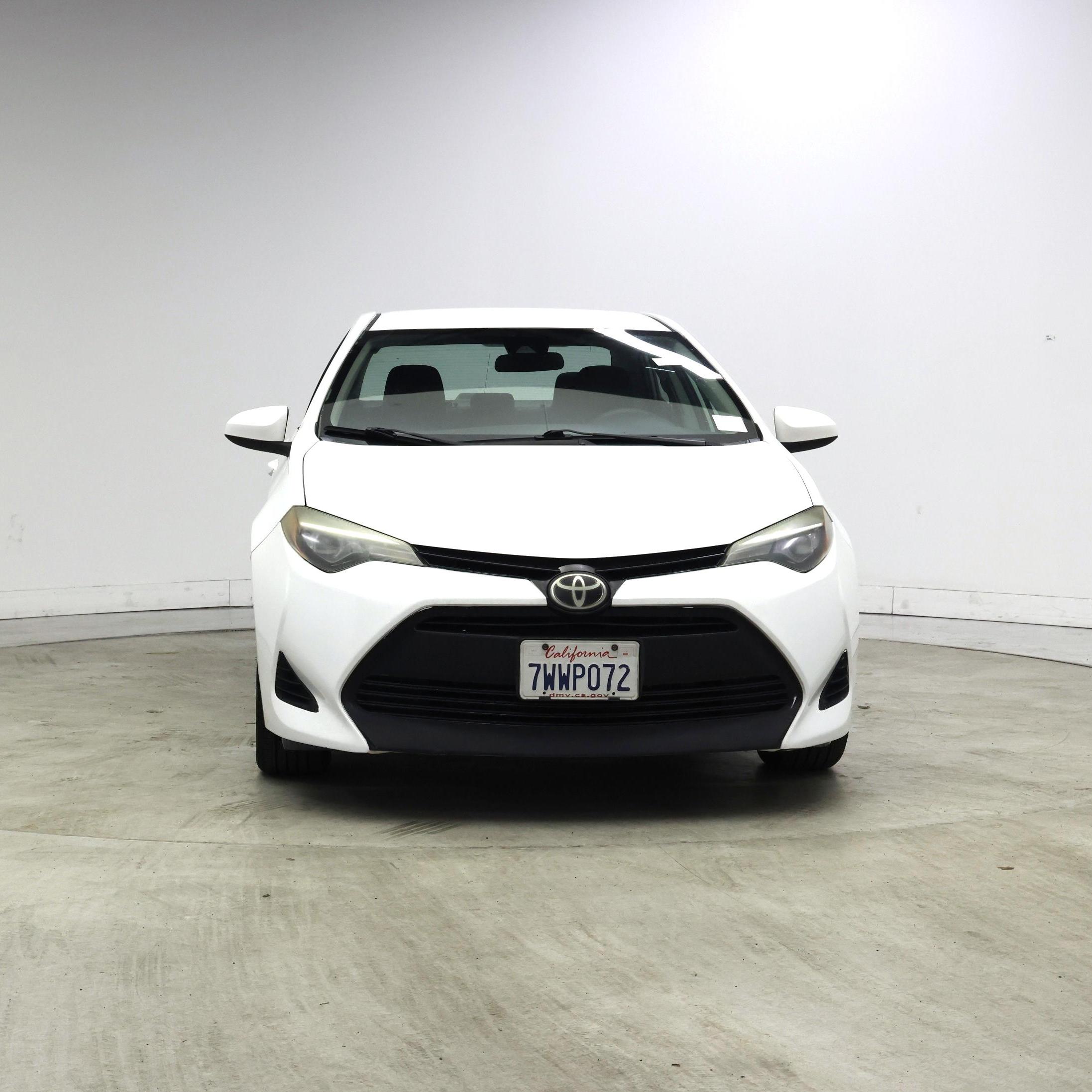 Thumbnail: 2017 Toyota Corolla - 5