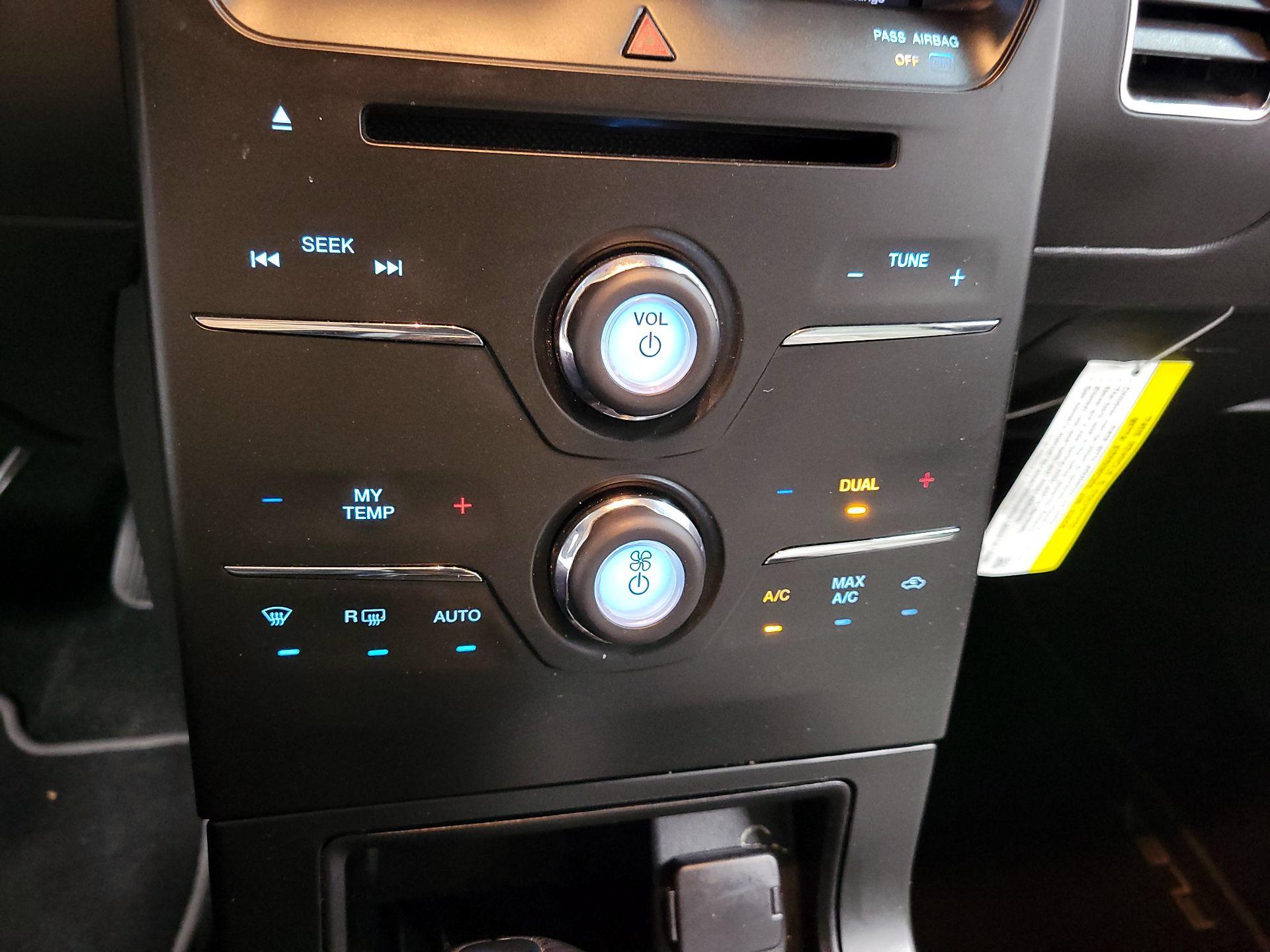 Thumbnail: 2019 Ford Flex - 15