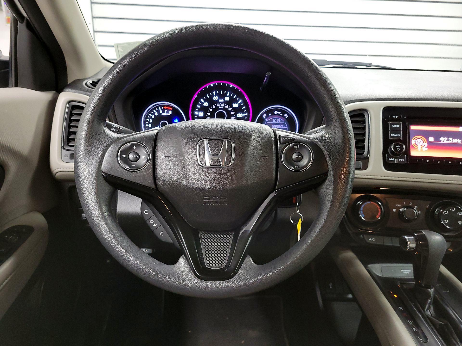 Thumbnail: 2018 Honda HR-V - 10