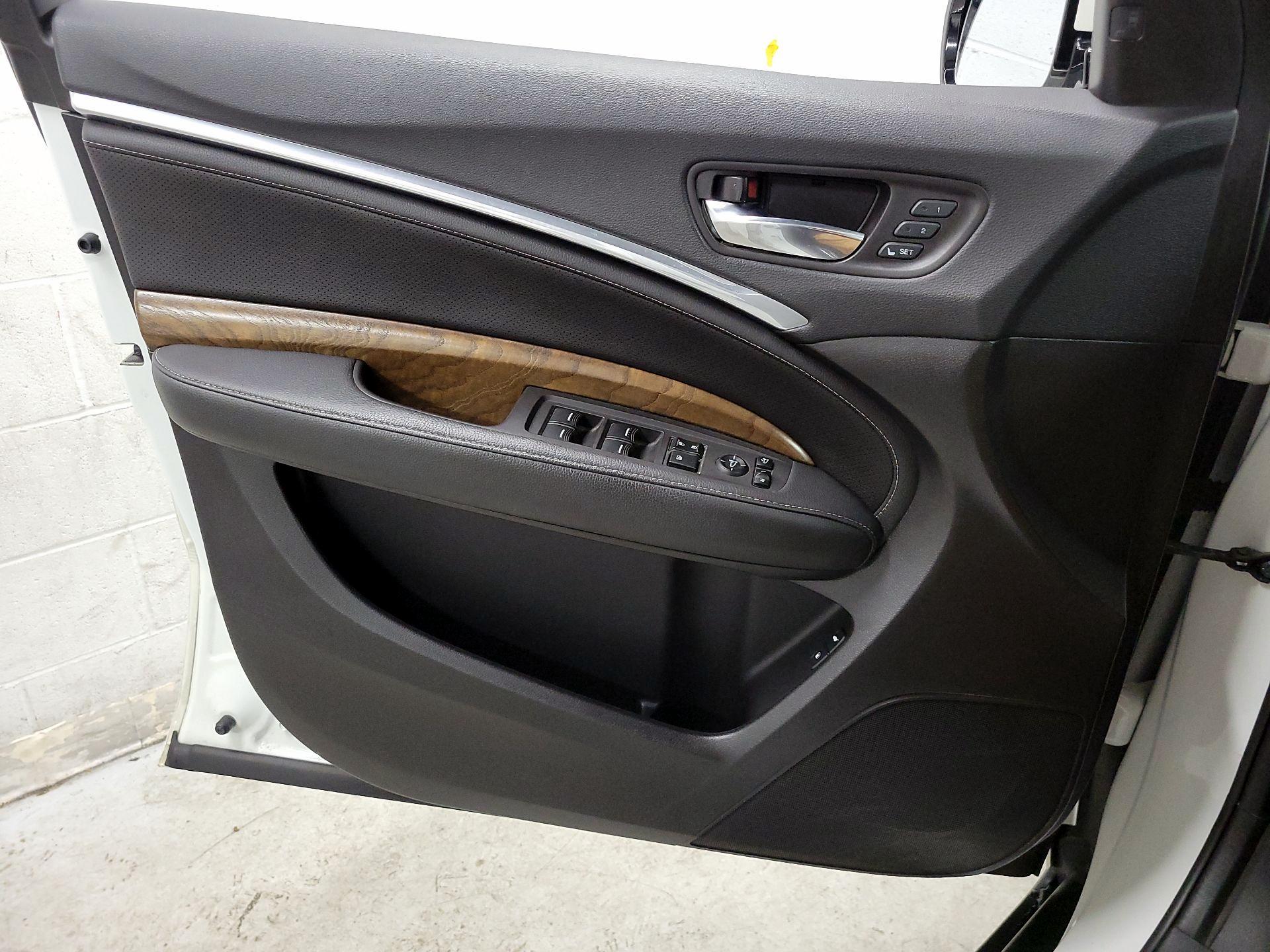 Thumbnail: 2019 Acura MDX - 12