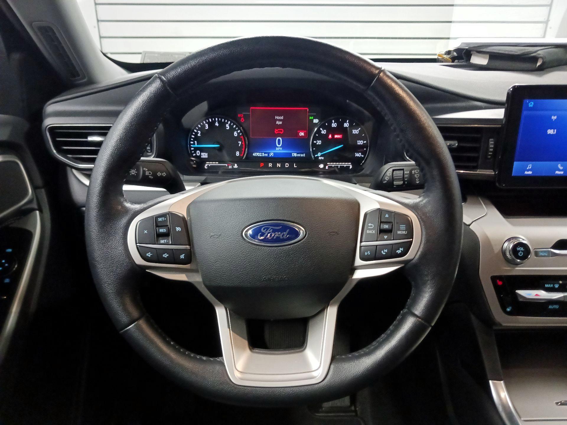 Thumbnail: 2021 Ford Explorer - 10